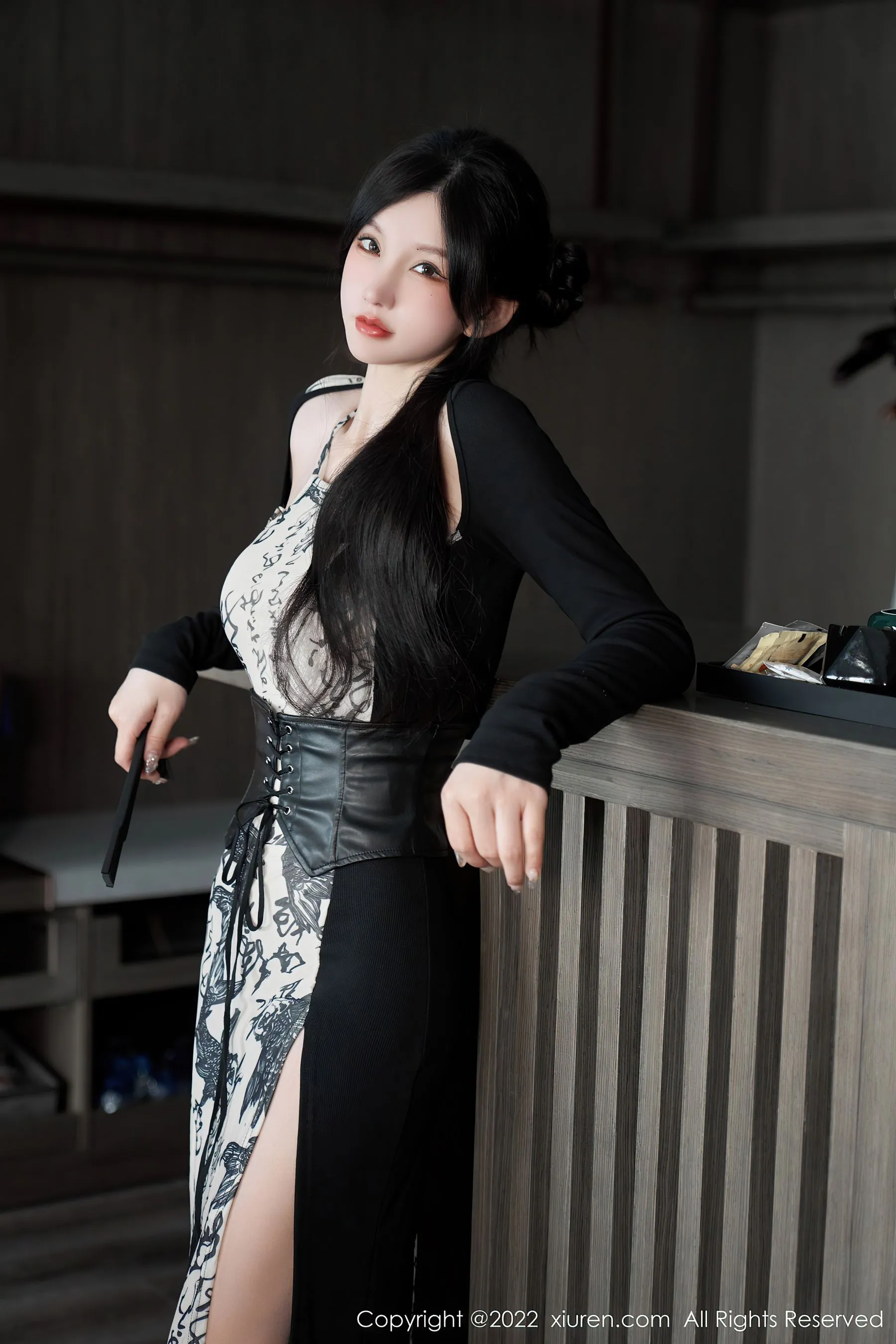 夜晚苗慄網紅寫真精選 – 高貴山景靜謐完美融合限量 - 83