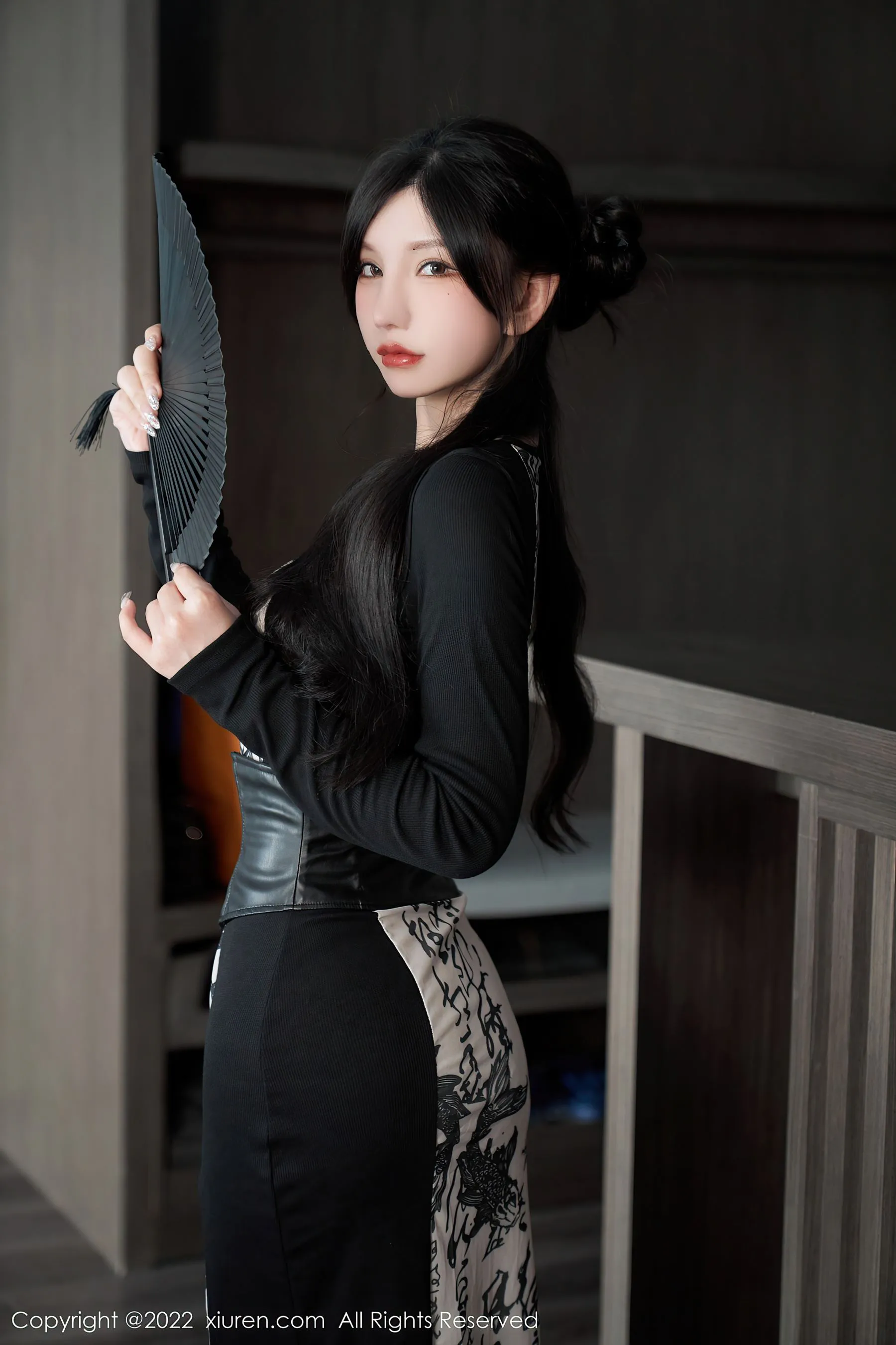 夜晚苗慄網紅寫真精選 – 高貴山景靜謐完美融合限量 - 87