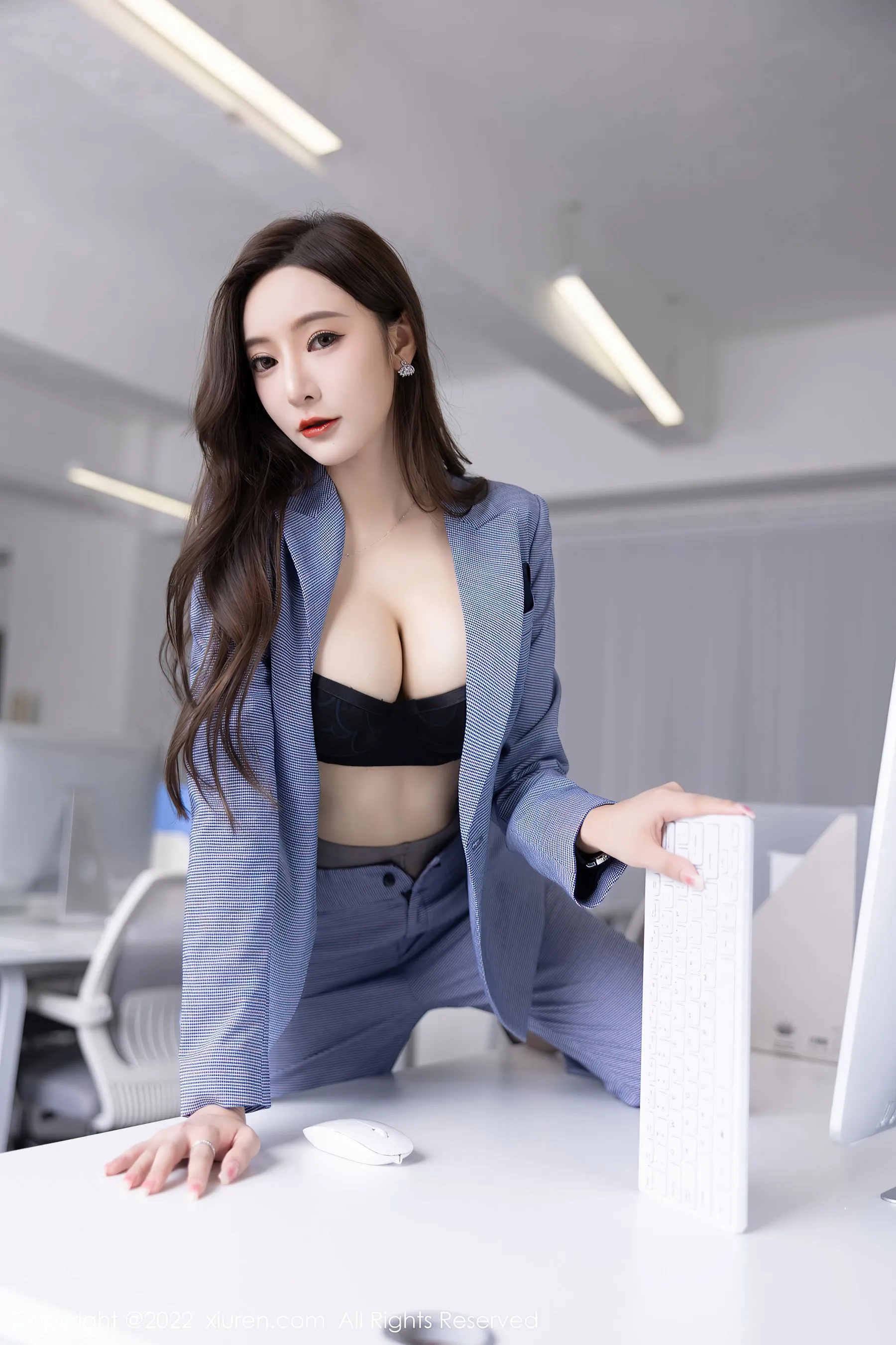 主播清純夜景寫真 – 冬季神秘風格展現典藏 - 12