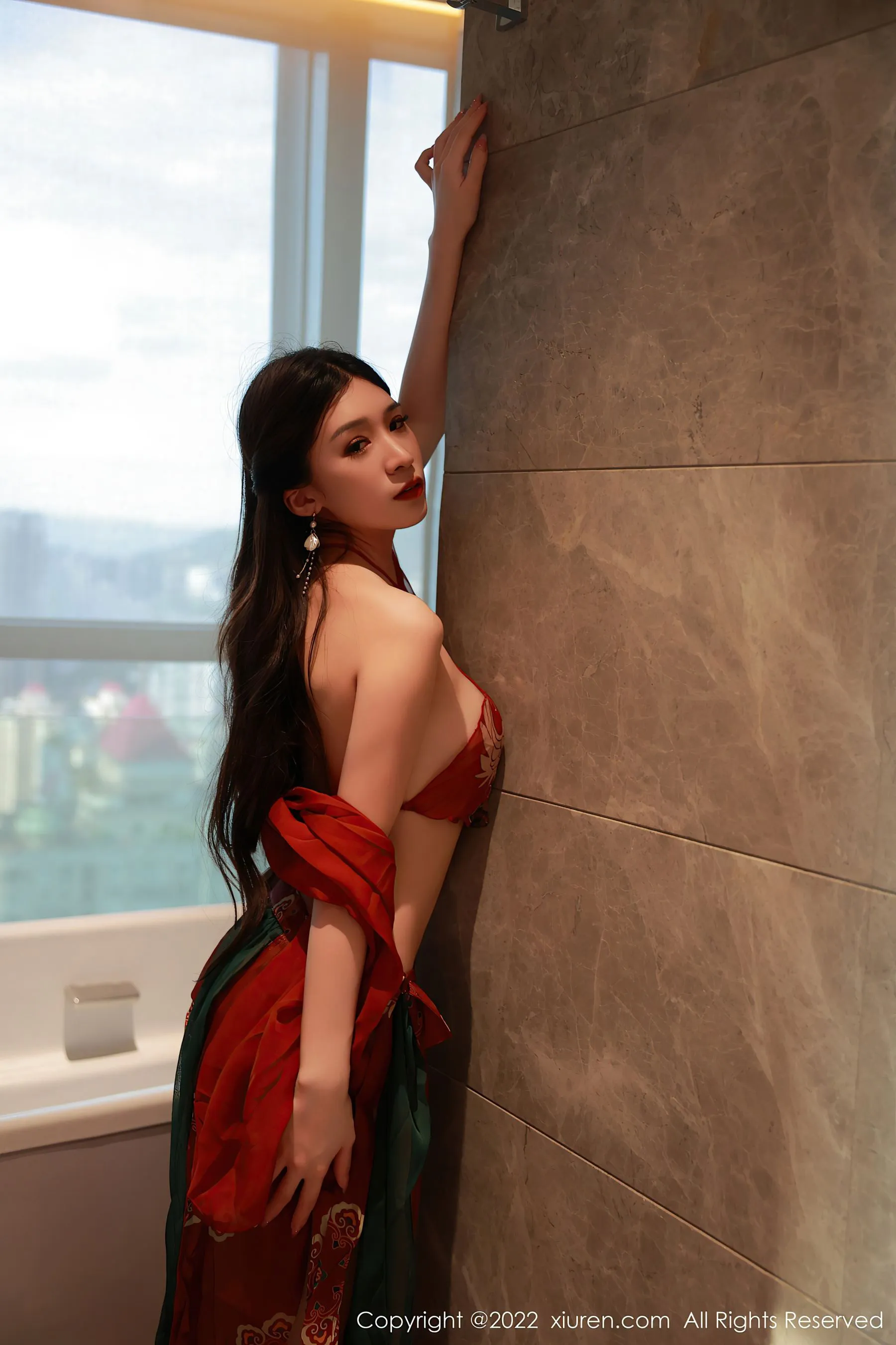 嫩模高貴攝影棚寫真 – 夏日激情風格展現珍藏 - 33