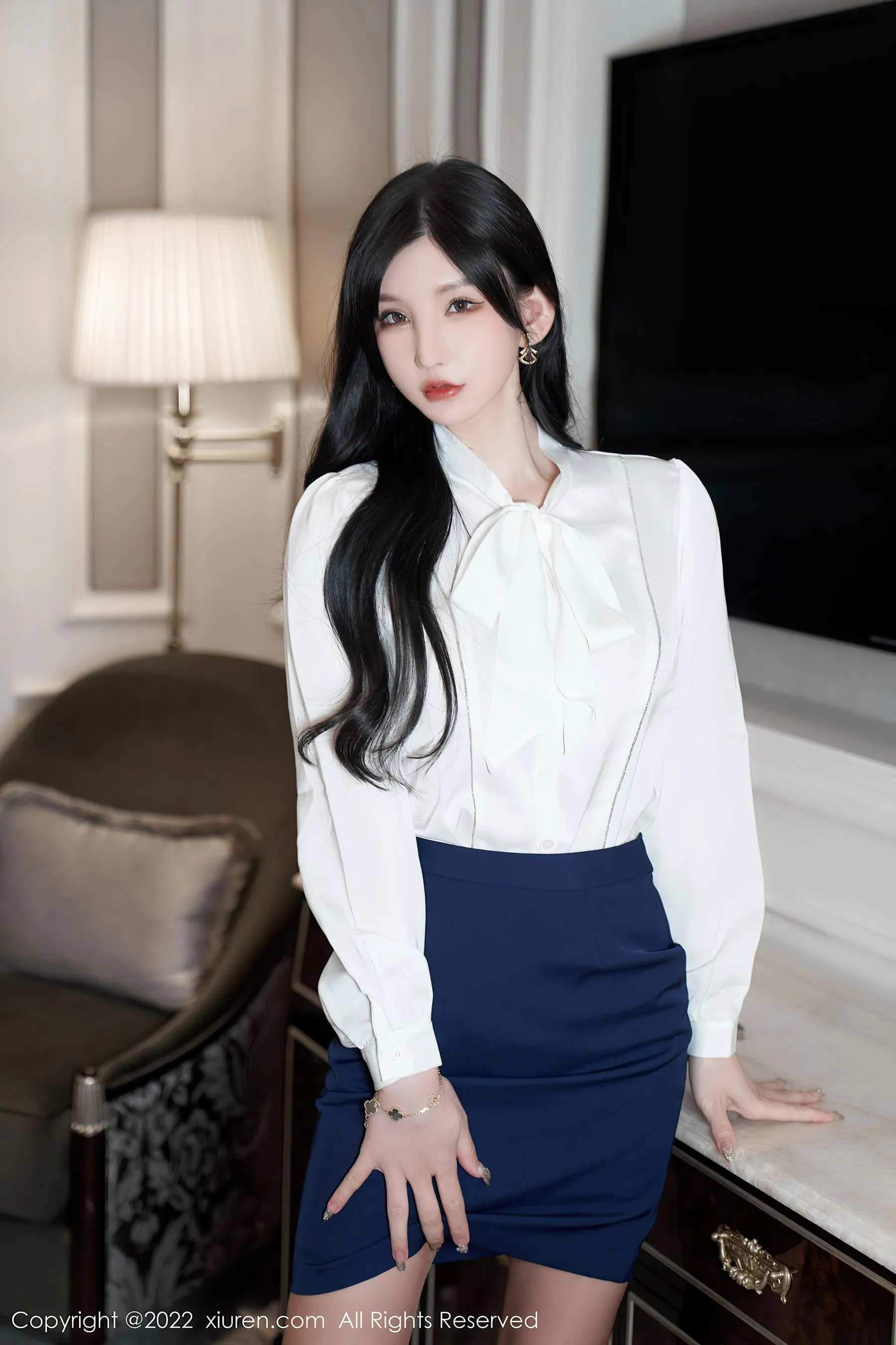苗慄黎明模特美照 – 高貴魅力自然光實錄限量 - 84