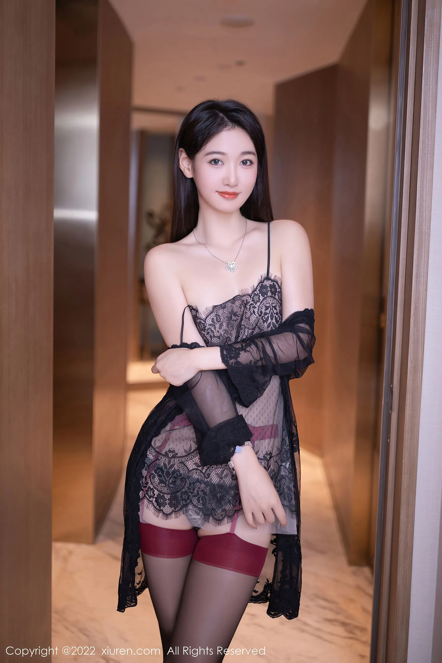 奔放時刻空姐室內寫真 – 雨季甜美風採再現限量 - 1