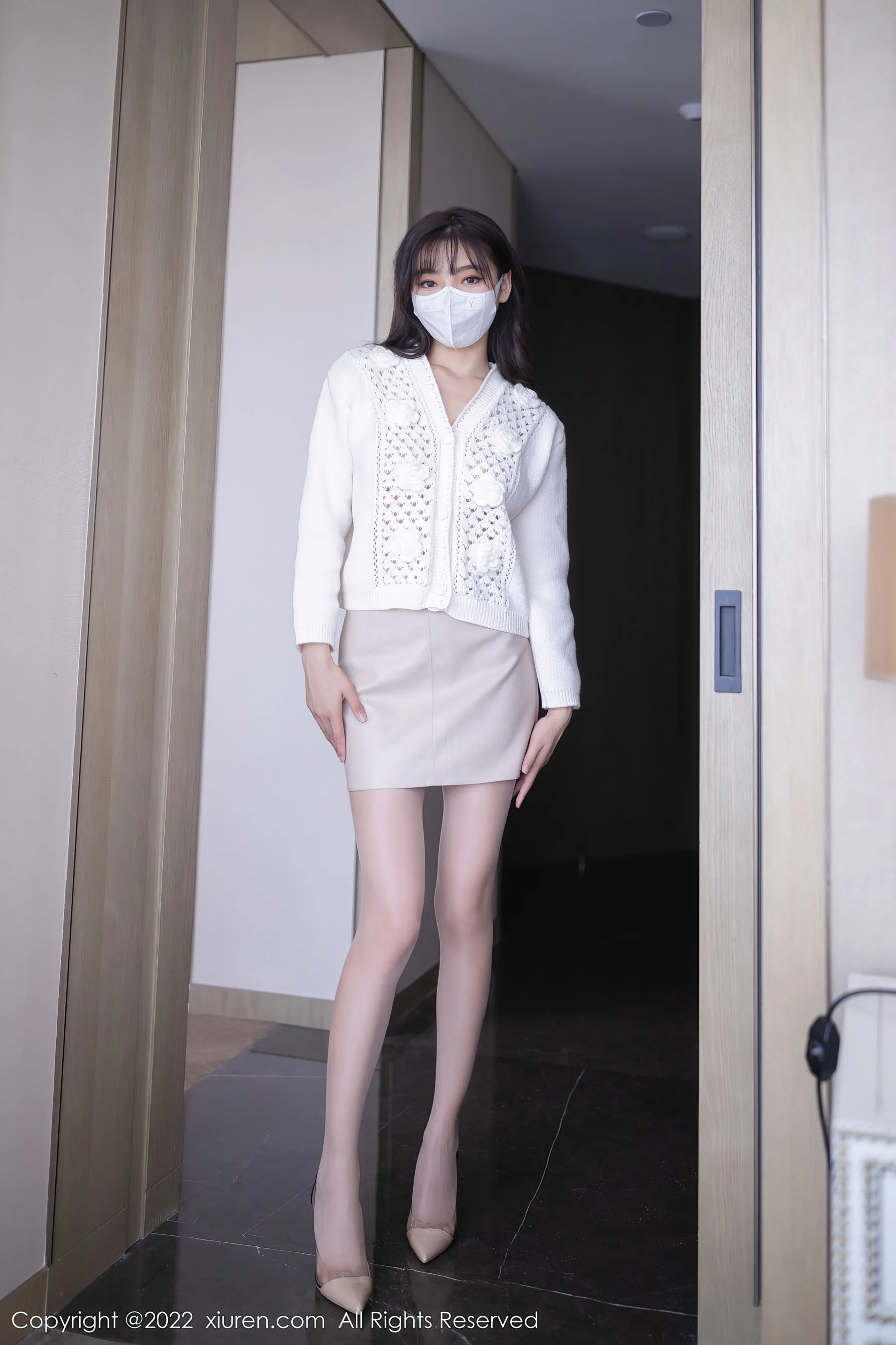 高雄傍晚校花美照 – 優雅魅力攝影棚實錄典藏 - 43