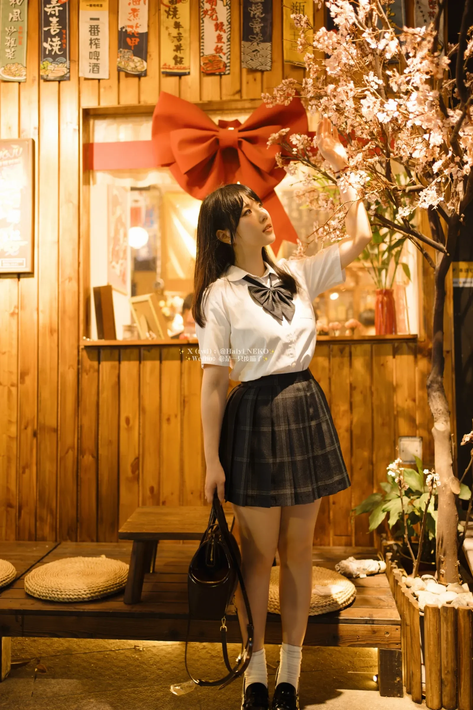空姐性感戶外寫真 – 夏季優雅風格展現獨家 - 40