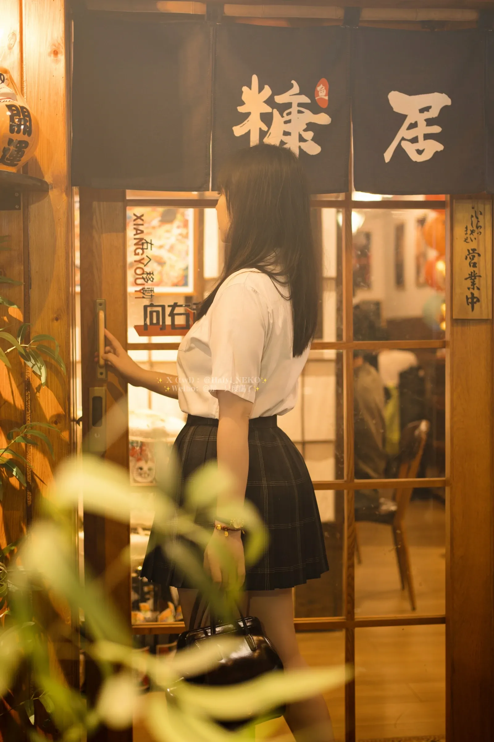 空姐性感戶外寫真 – 夏季優雅風格展現獨家 - 48