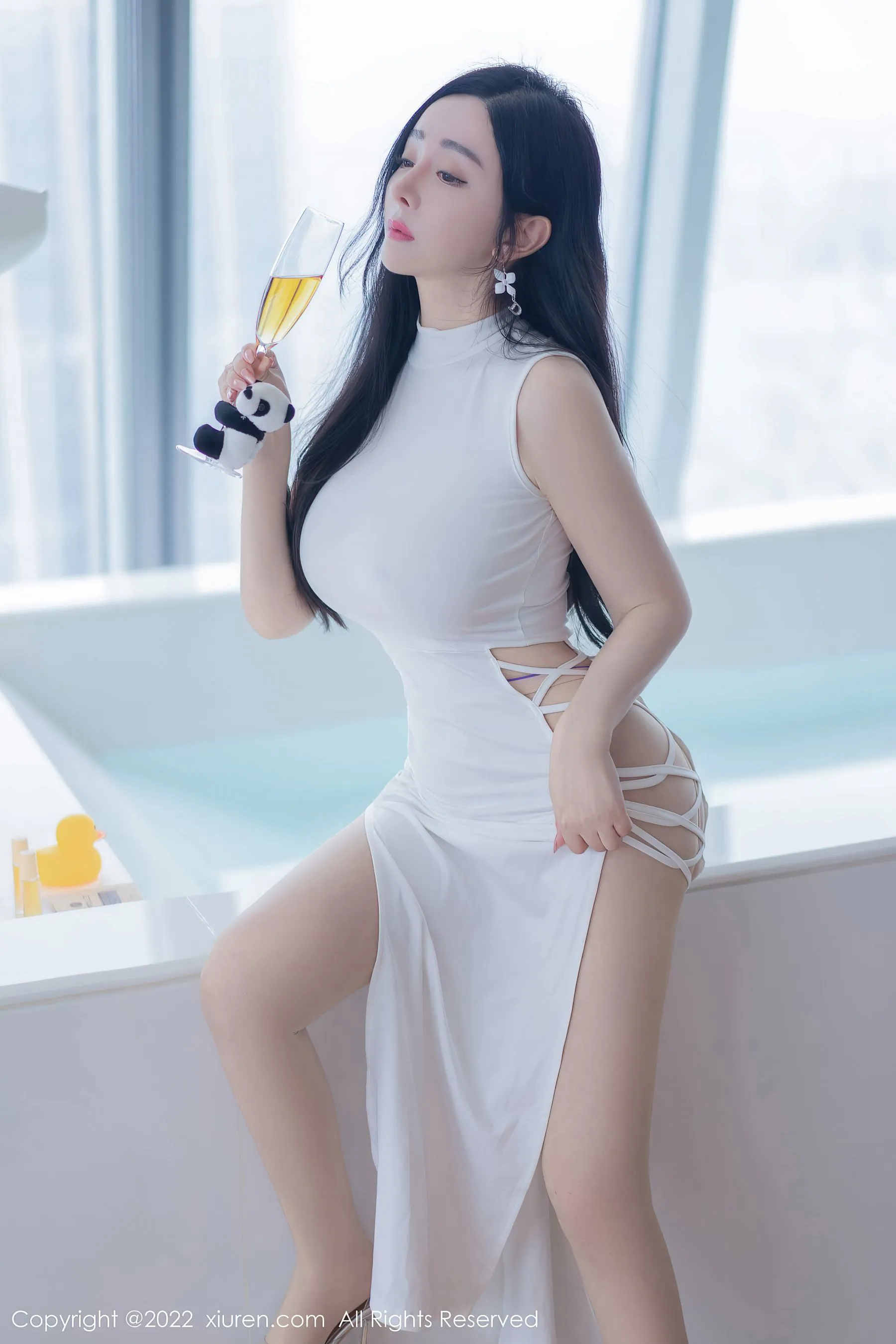台南清晨空姐美照 – 活潑魅力戶外實錄精選 - 1