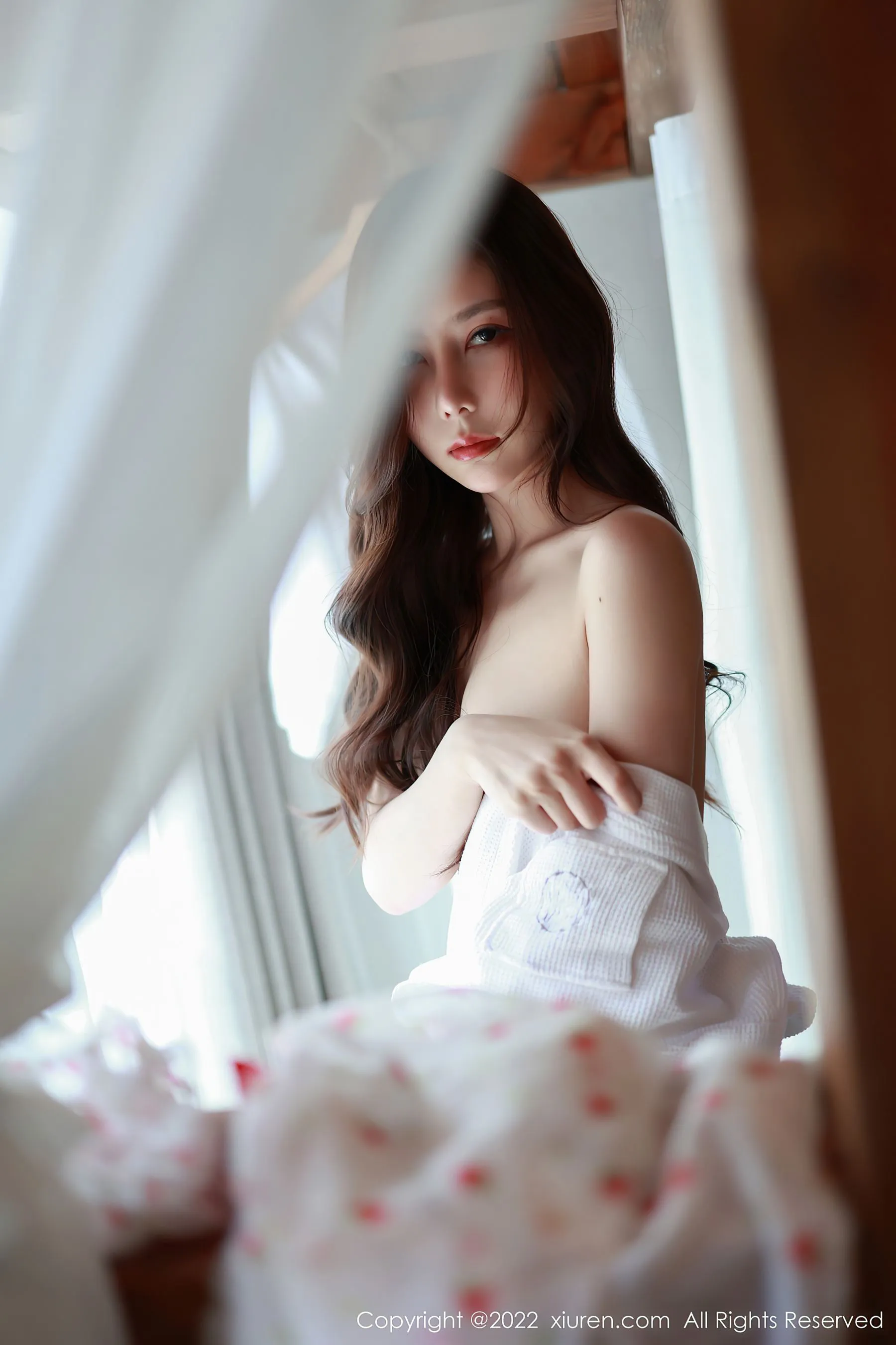 主播火辣室內寫真 – 雨季浪漫風格展現珍藏 - 1