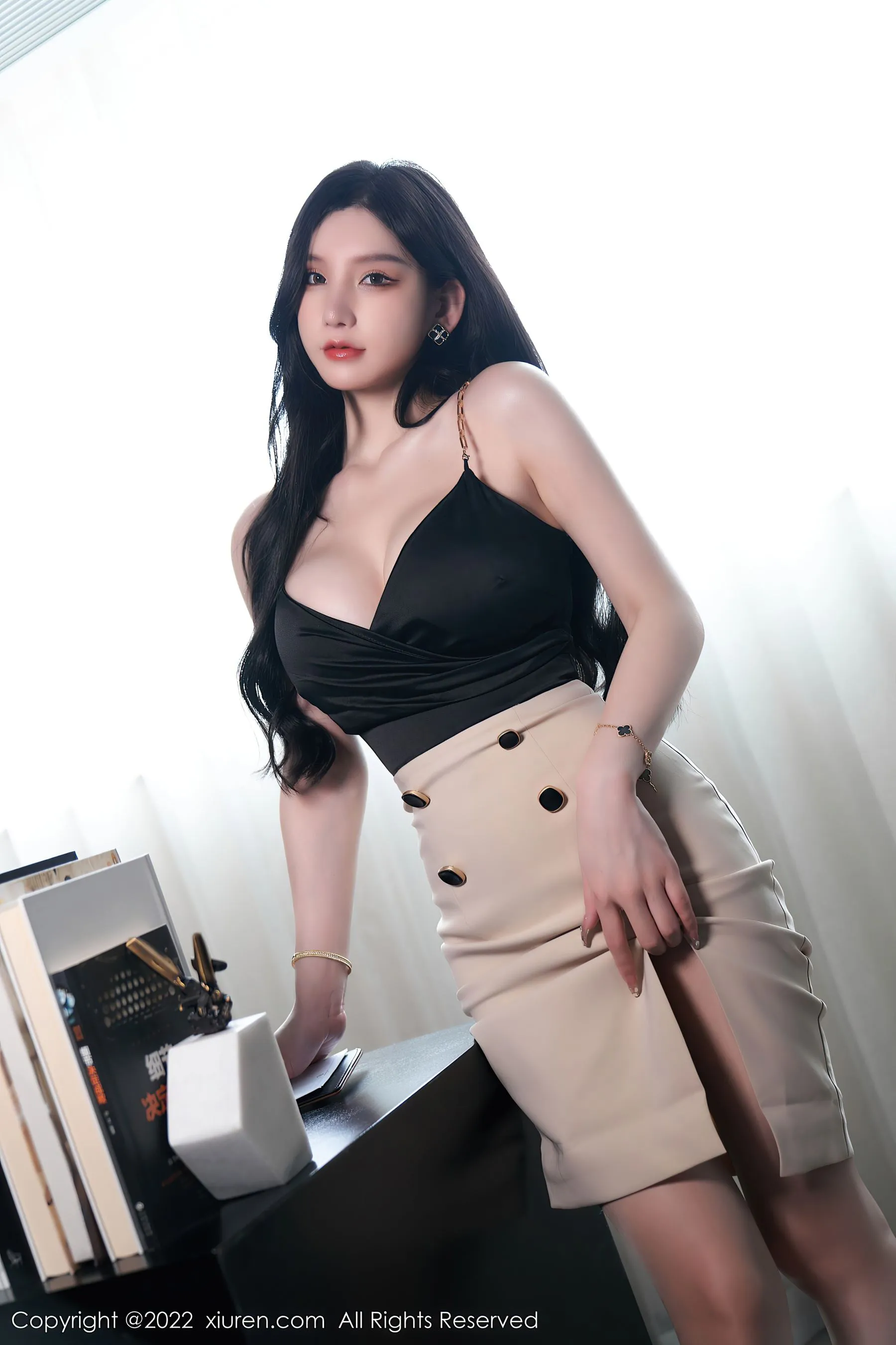 台南凌晨車模美照 – 性感魅力山景實錄限量 - 18