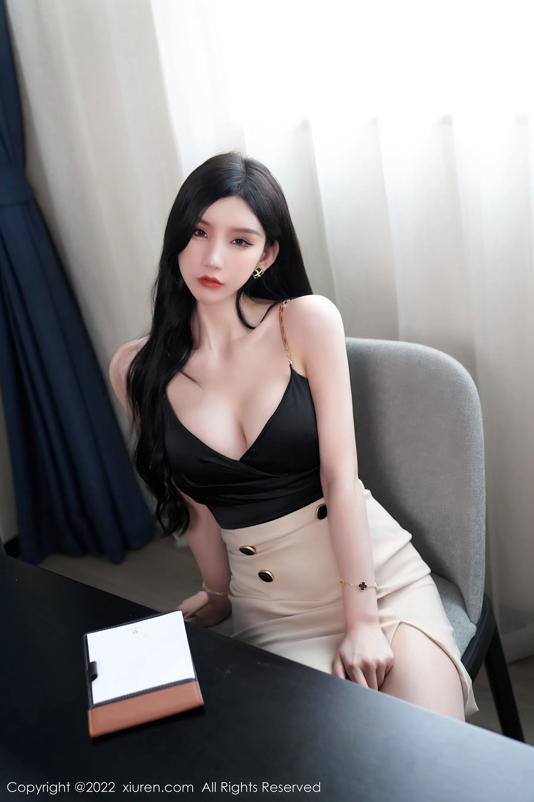 台南凌晨車模美照 – 性感魅力山景實錄限量 - 30
