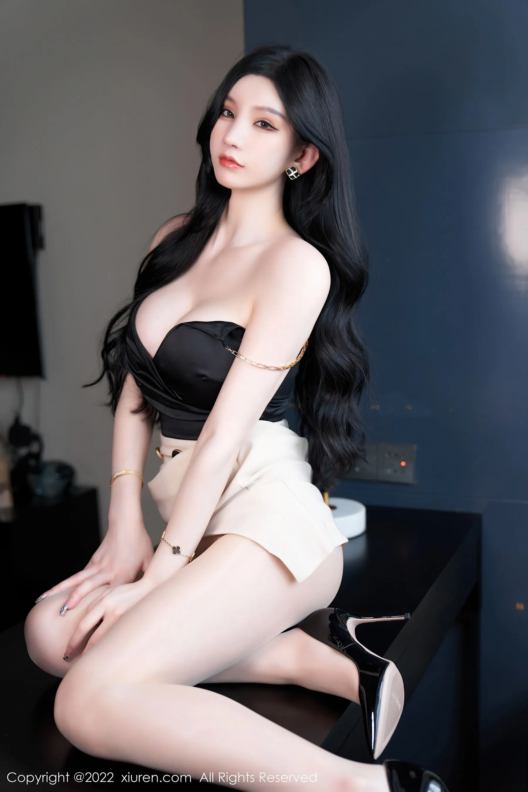 台南凌晨車模美照 – 性感魅力山景實錄限量 - 56