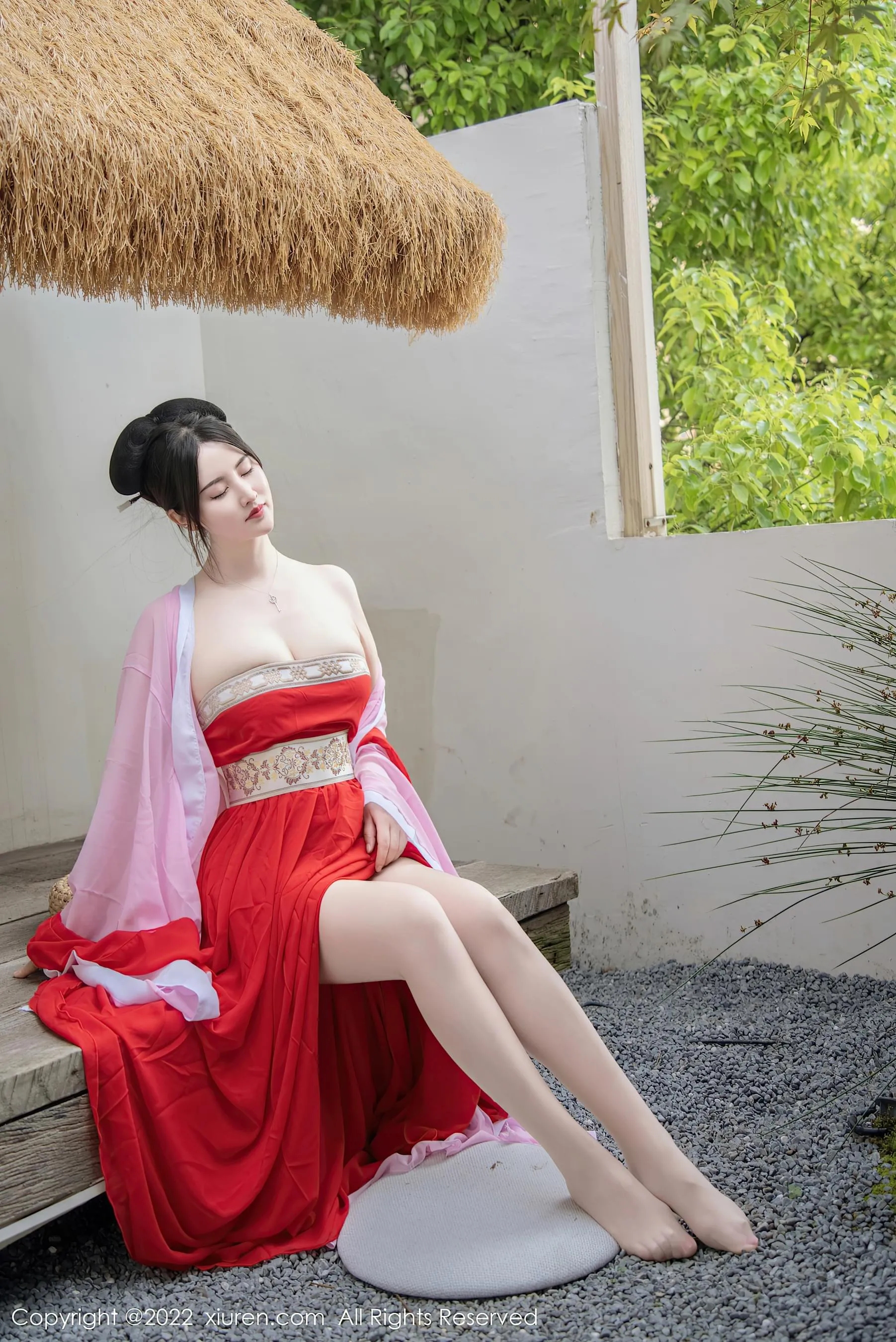 護士甜美室內寫真 – 春季俏皮風格展現限量 - 15