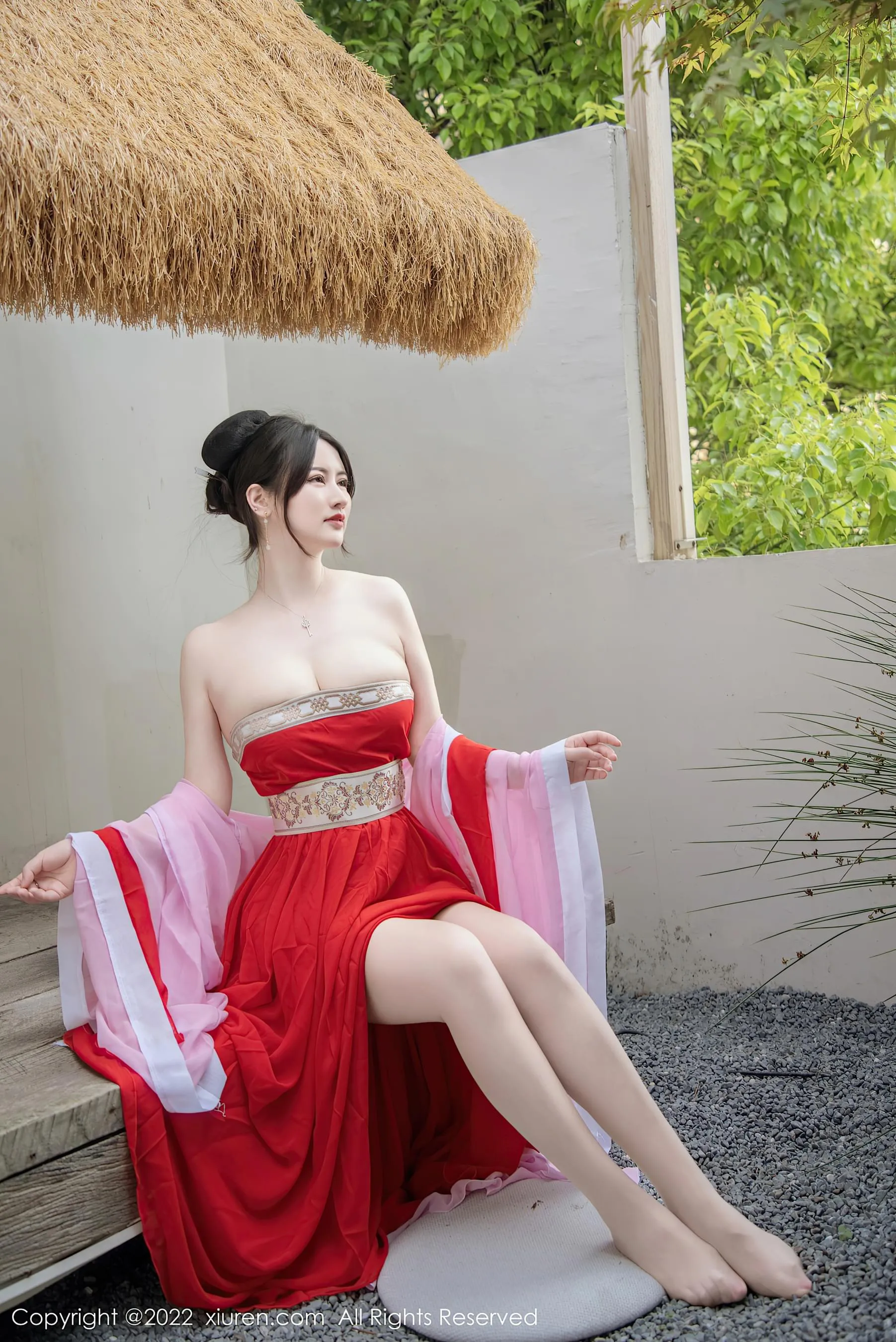 護士甜美室內寫真 – 春季俏皮風格展現限量 - 17