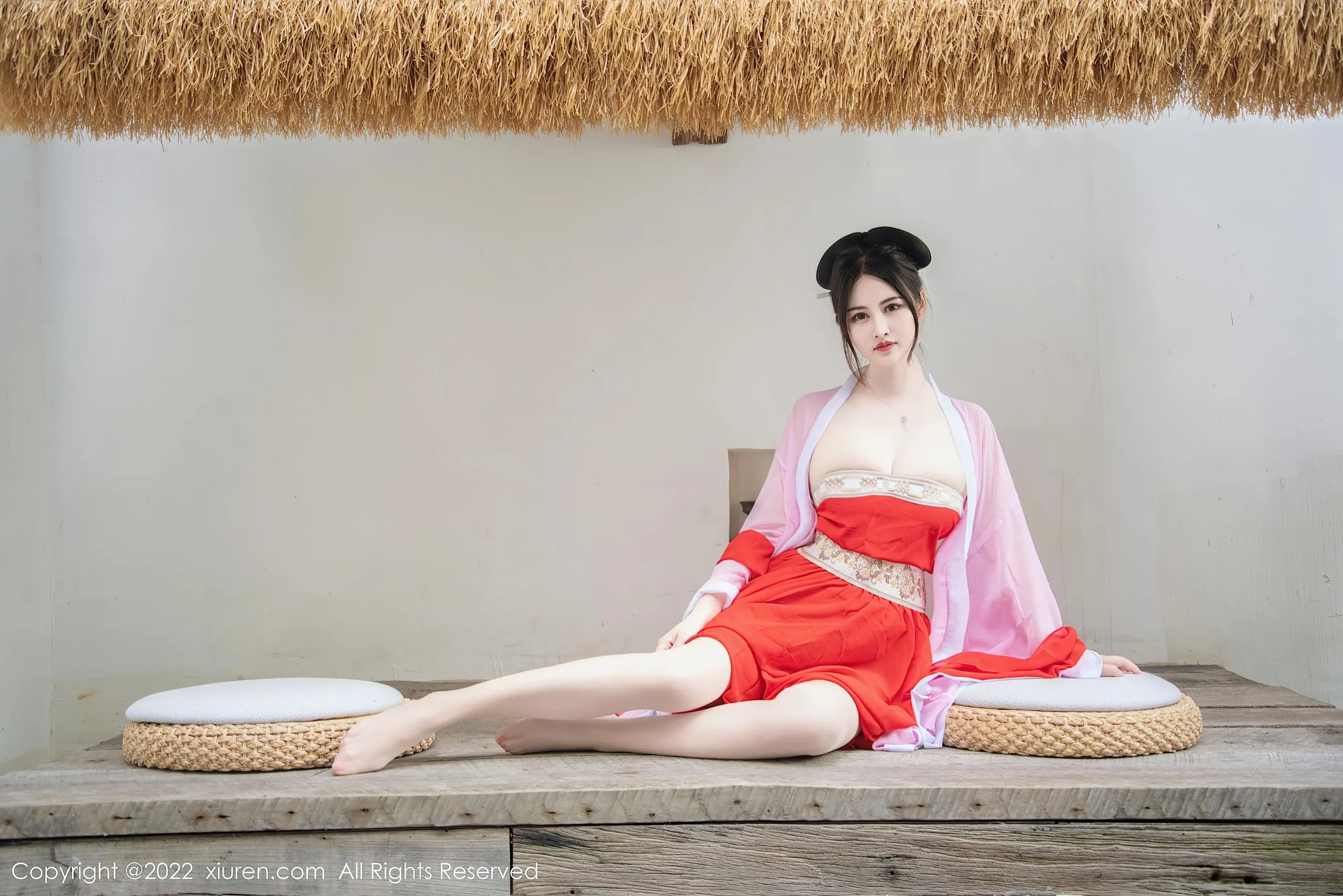 護士甜美室內寫真 – 春季俏皮風格展現限量 - 24