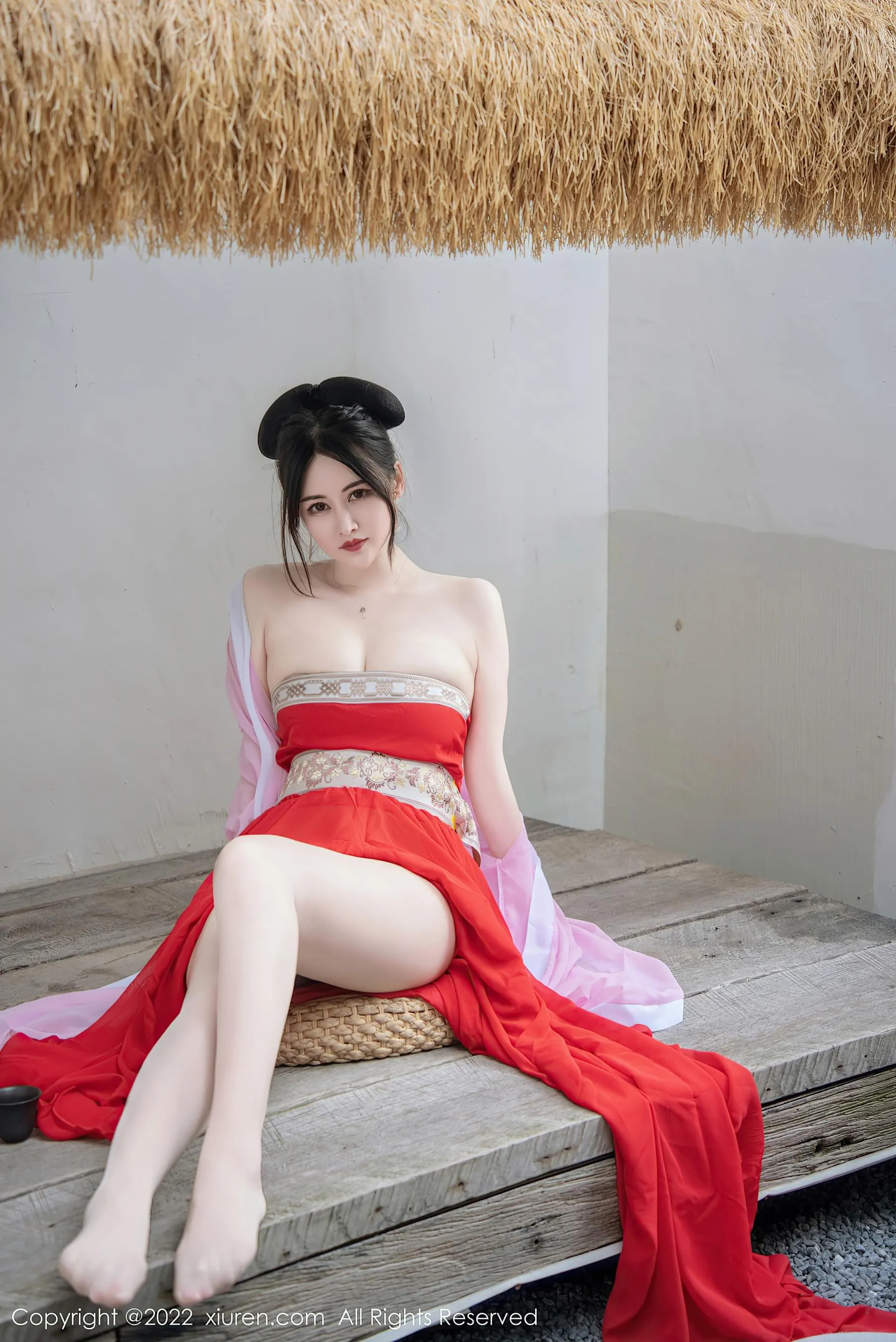 護士甜美室內寫真 – 春季俏皮風格展現限量 - 31