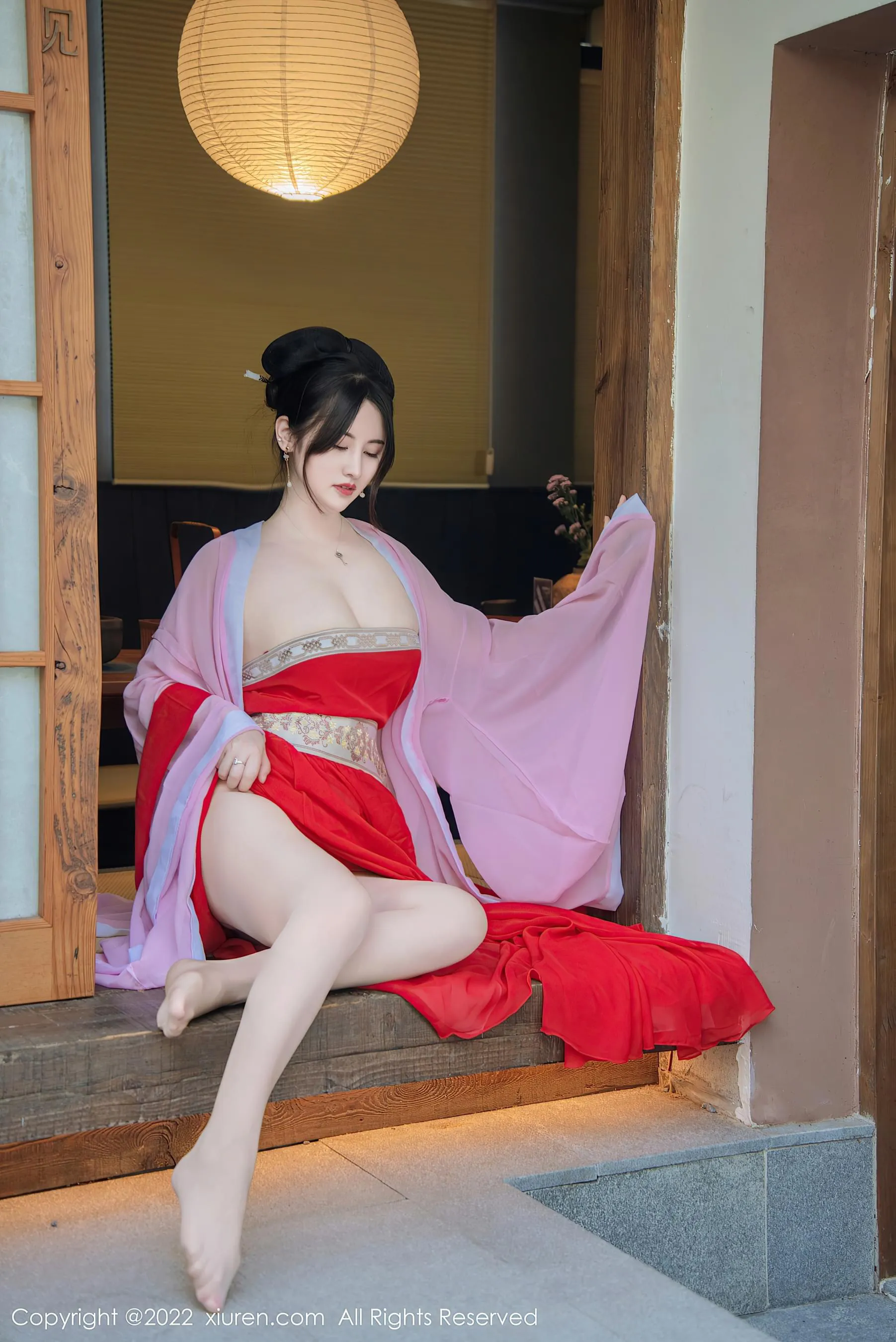 護士甜美室內寫真 – 春季俏皮風格展現限量 - 51