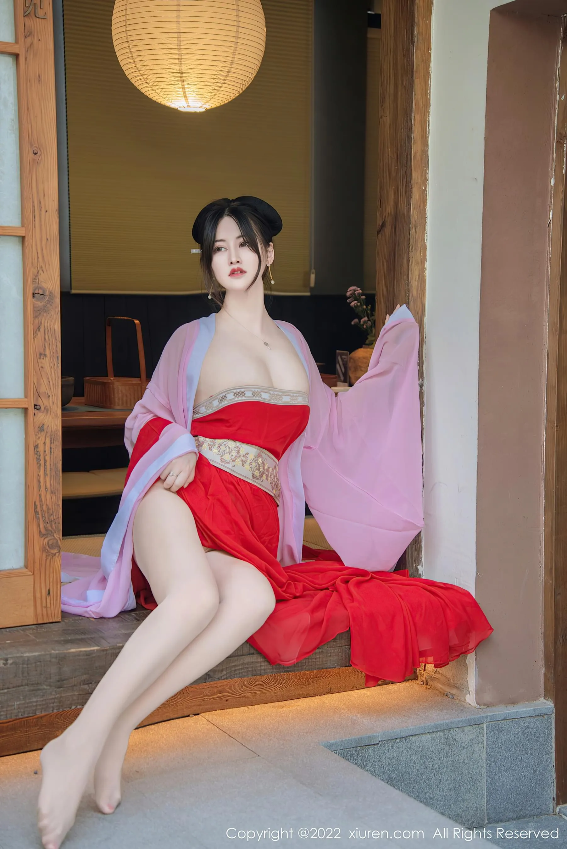 護士甜美室內寫真 – 春季俏皮風格展現限量 - 52