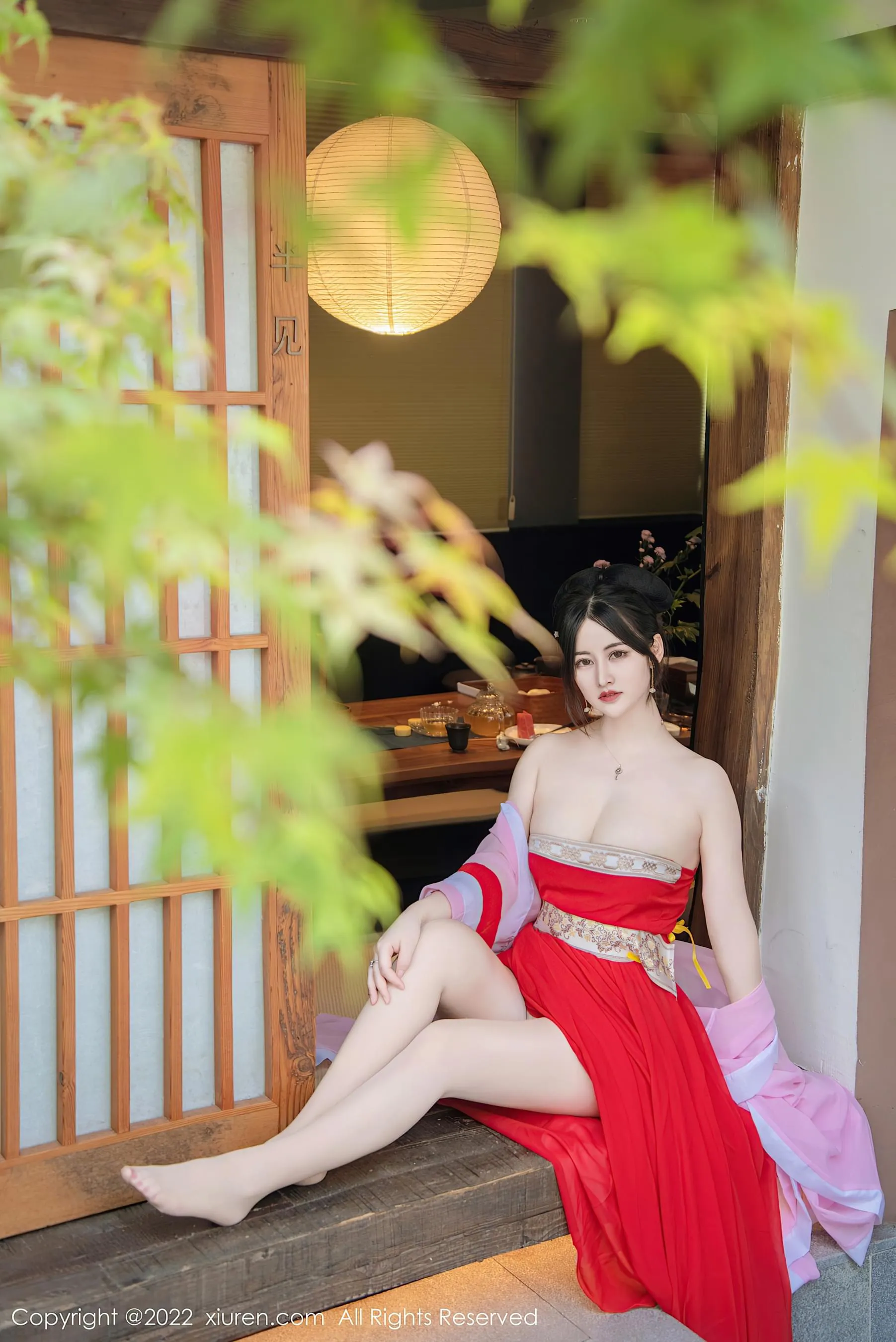 護士甜美室內寫真 – 春季俏皮風格展現限量 - 56