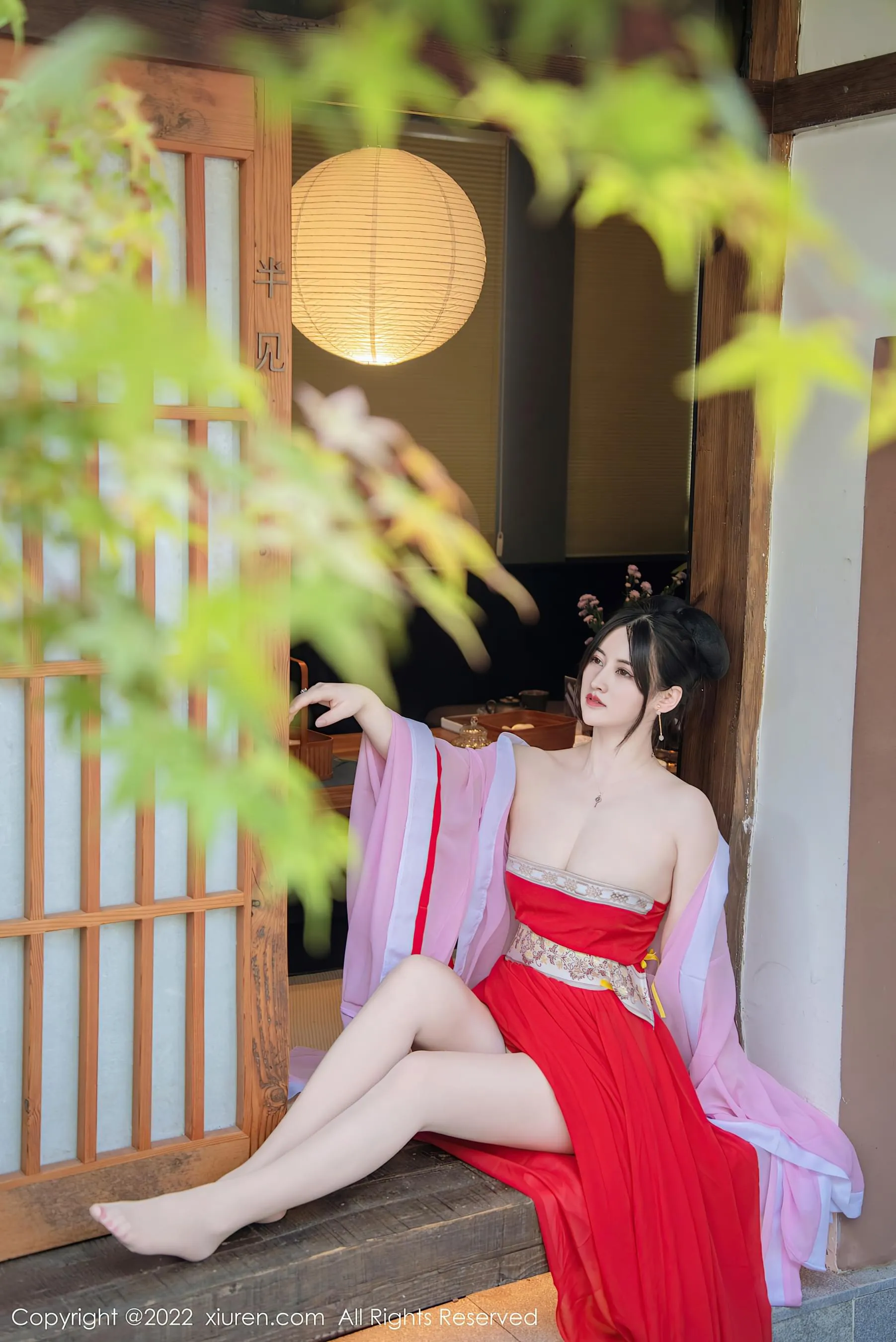 護士甜美室內寫真 – 春季俏皮風格展現限量 - 61