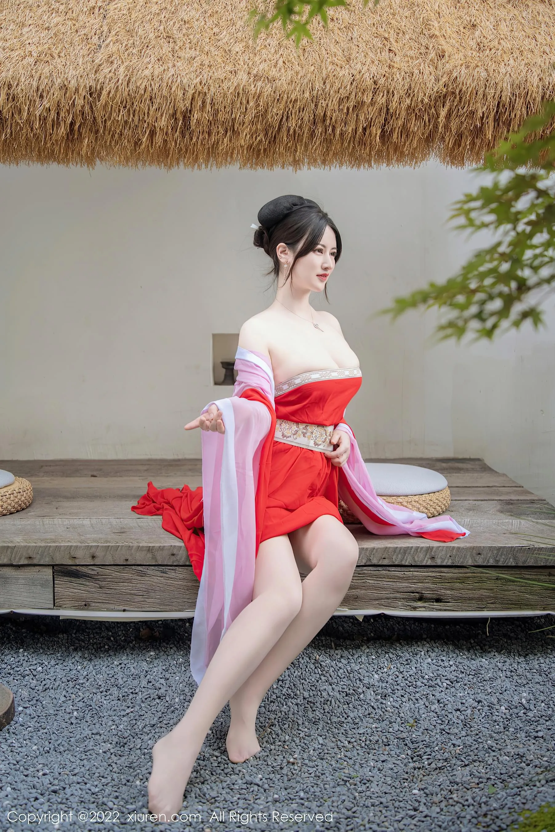 護士甜美室內寫真 – 春季俏皮風格展現限量 - 70
