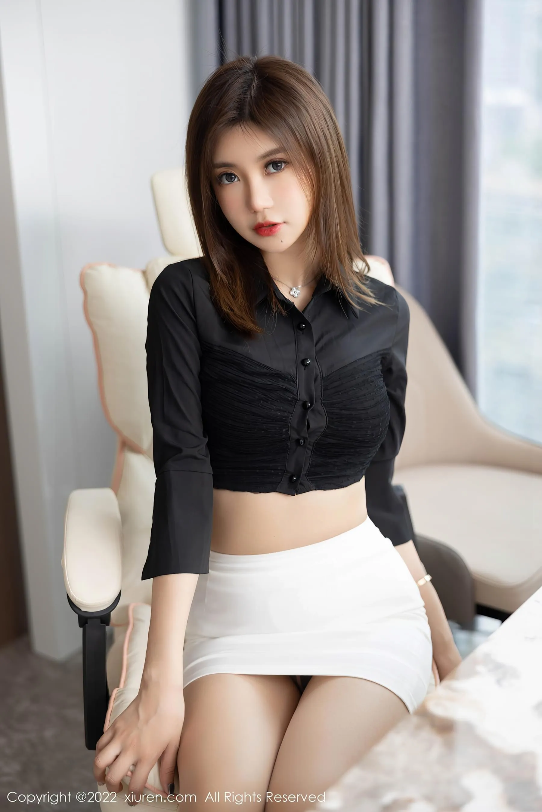 俏皮時刻模特自然光寫真 – 雨季優雅風採再現珍藏 - 49