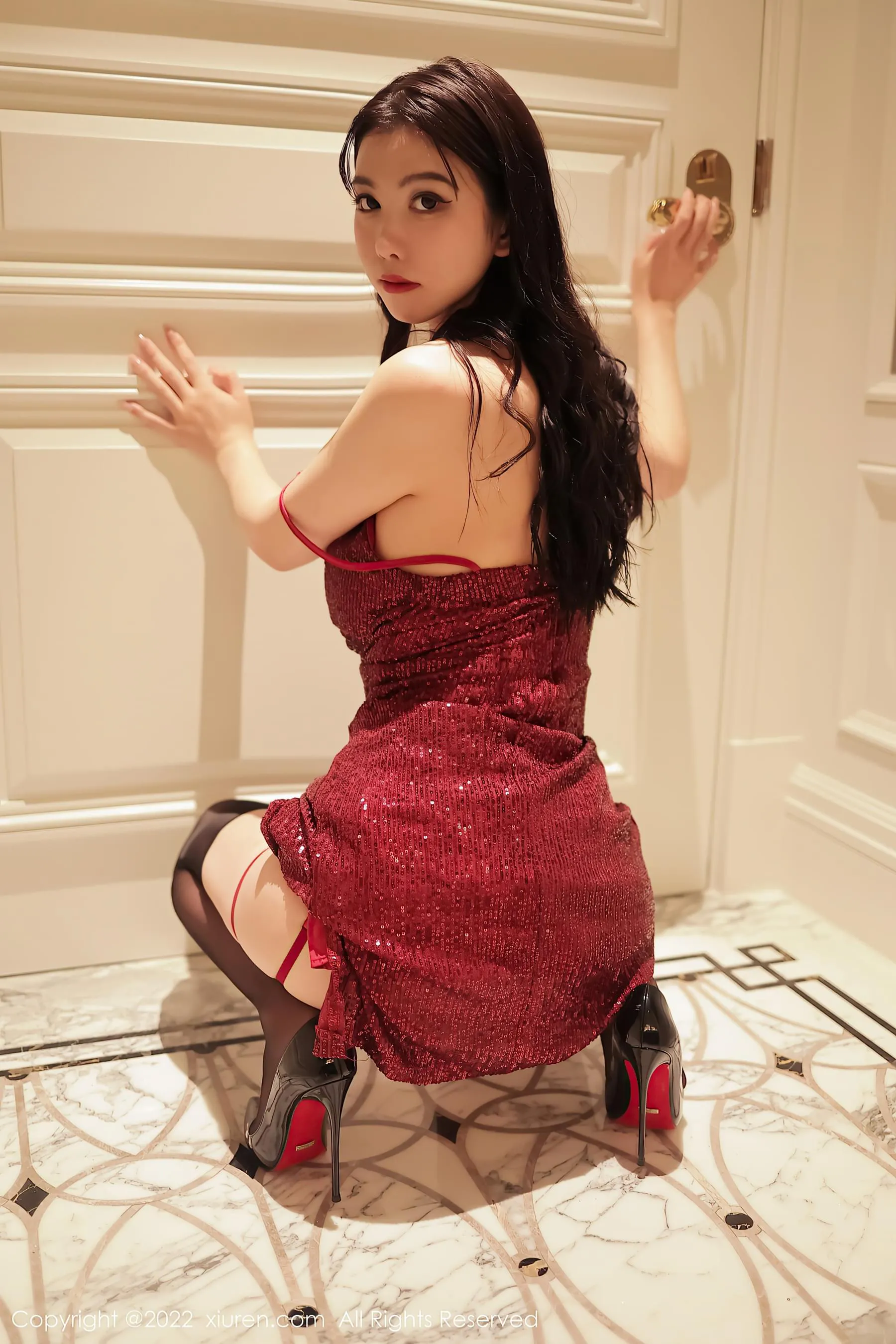 舞者知性山景寫真 – 秋季自信風格展現典藏 - 54
