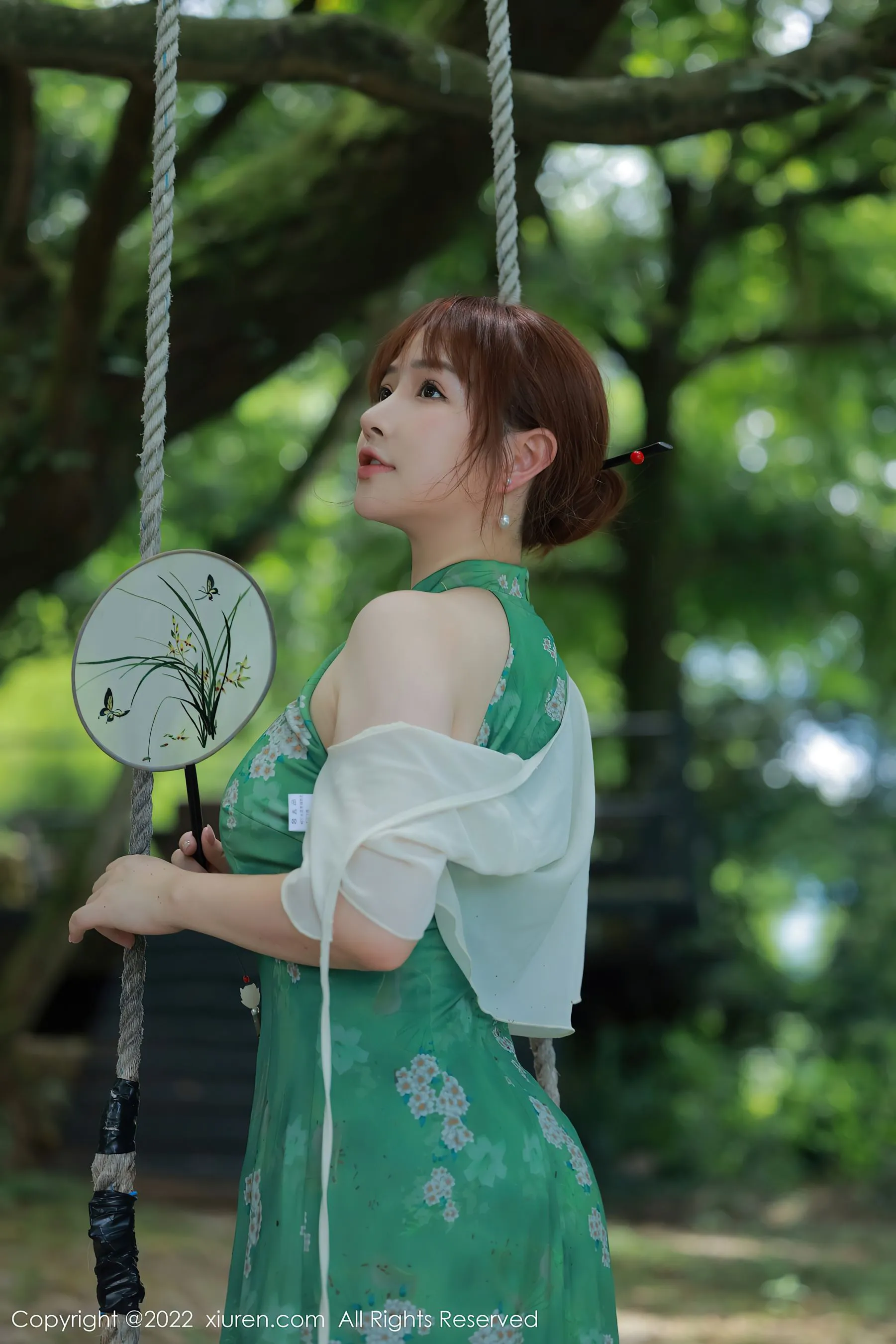校花知性山景寫真 – 秋季靜謐風格展現典藏 - 45