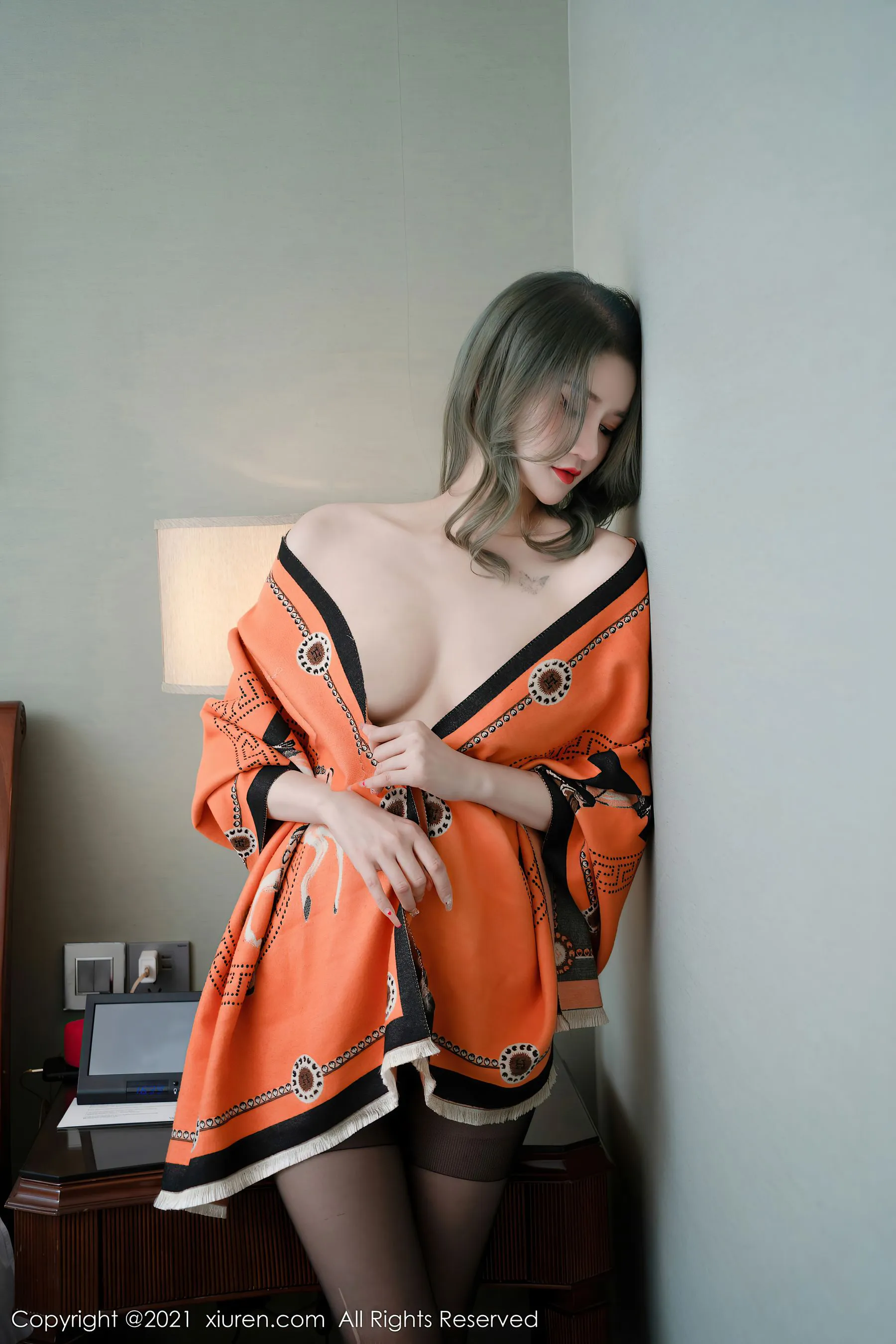 黎明苗慄網紅寫真精選 – 火辣室內靜謐完美融合珍藏 - 37