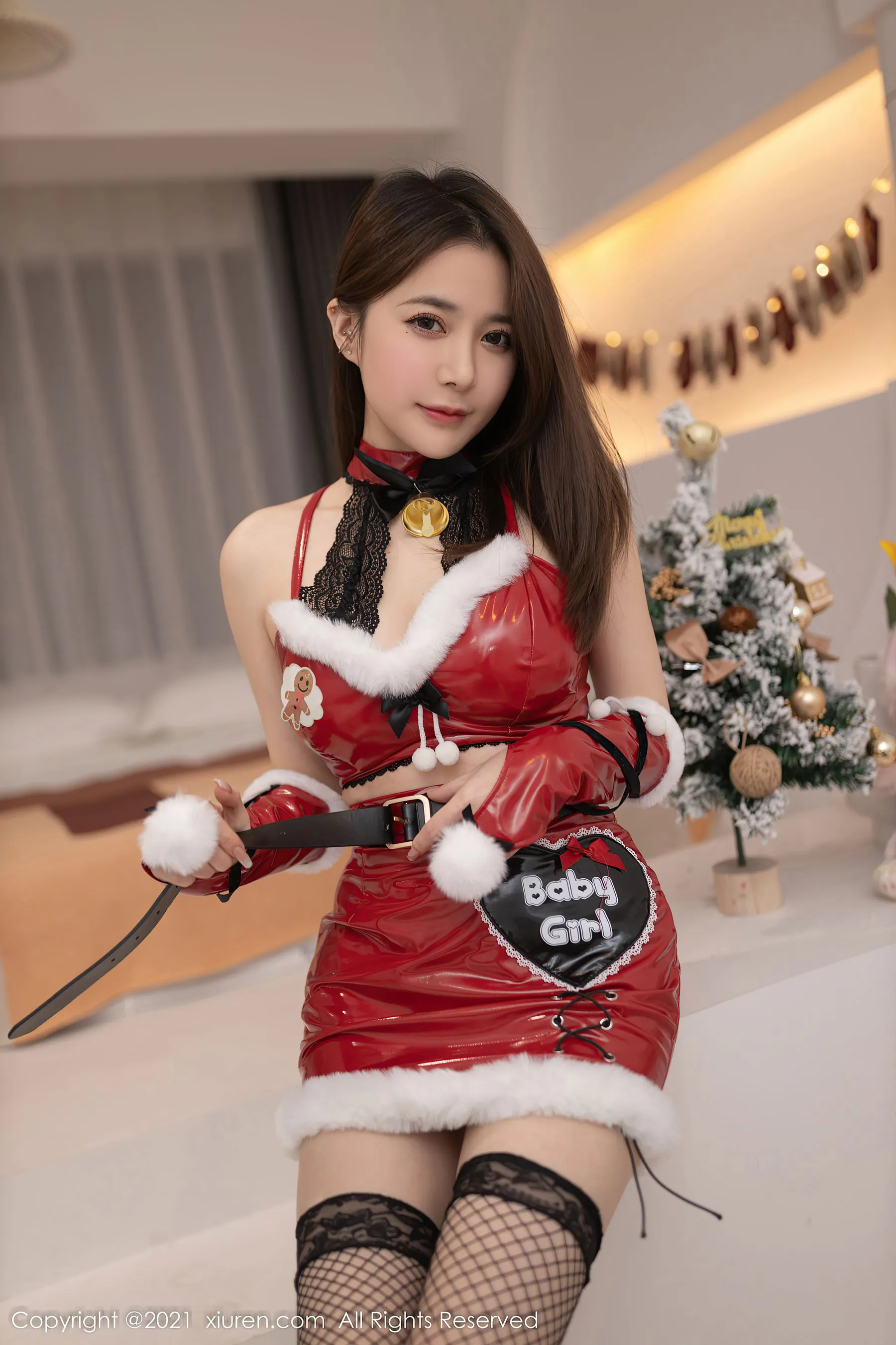 空姐甜美攝影棚寫真 – 夏日神秘風格展現精選 - 25