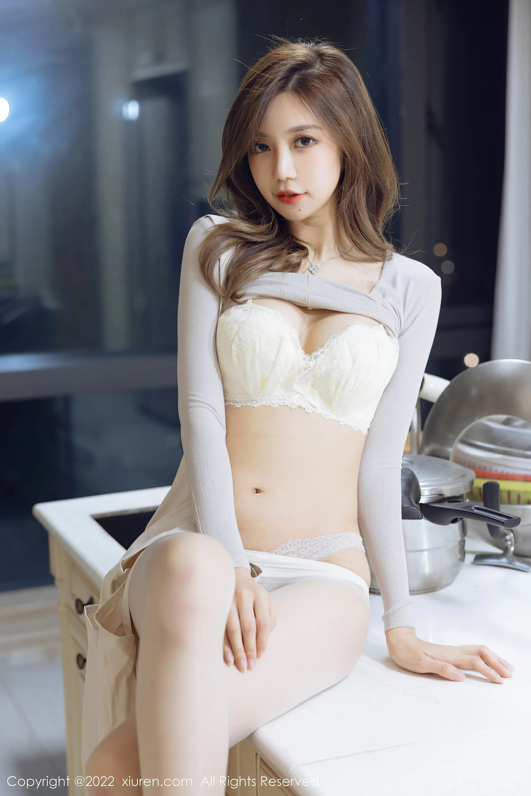 舞者甜美攝影棚寫真 – 夏季奔放風格展現珍藏 - 22