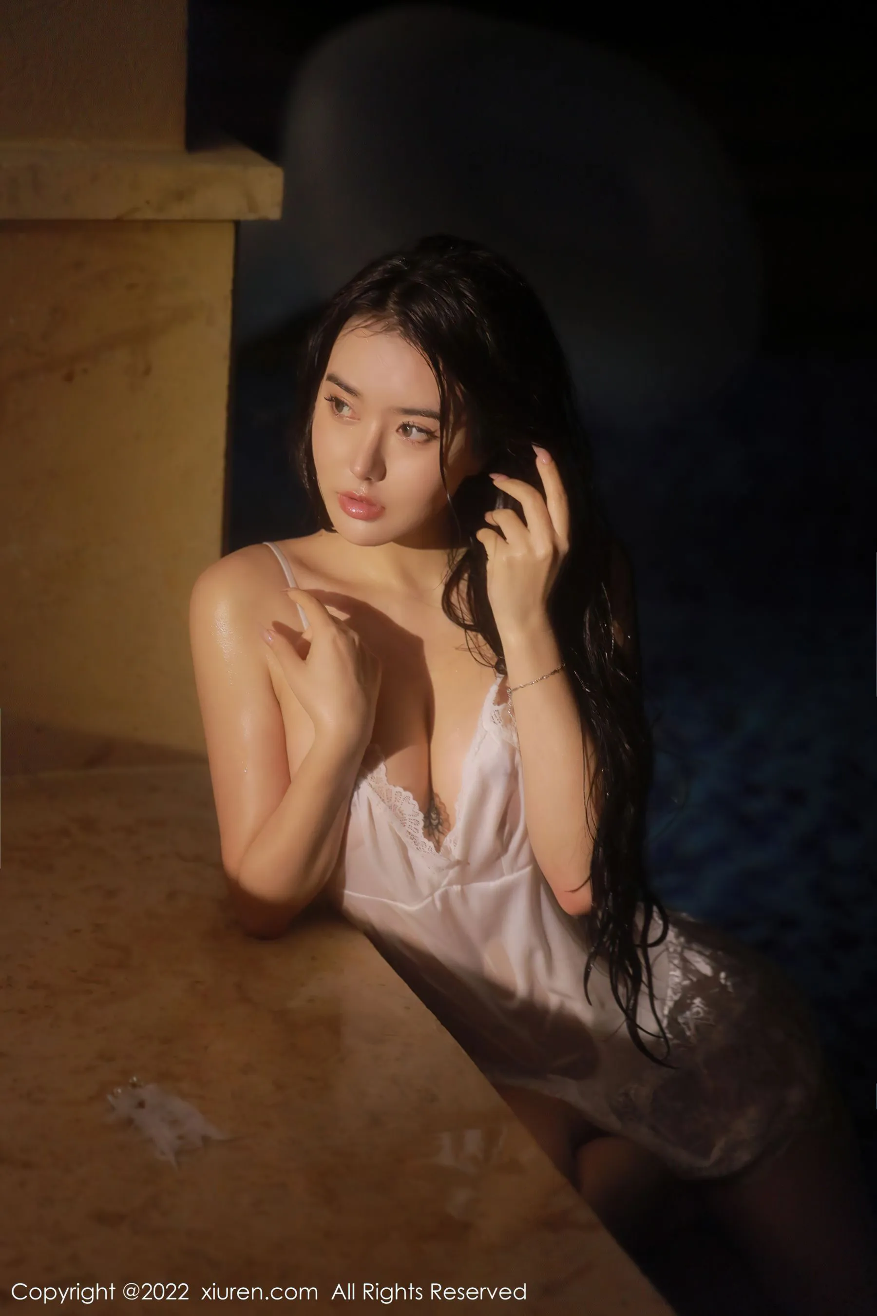 主播性感攝影棚寫真 – 秋季活力風格展現珍藏 - 12