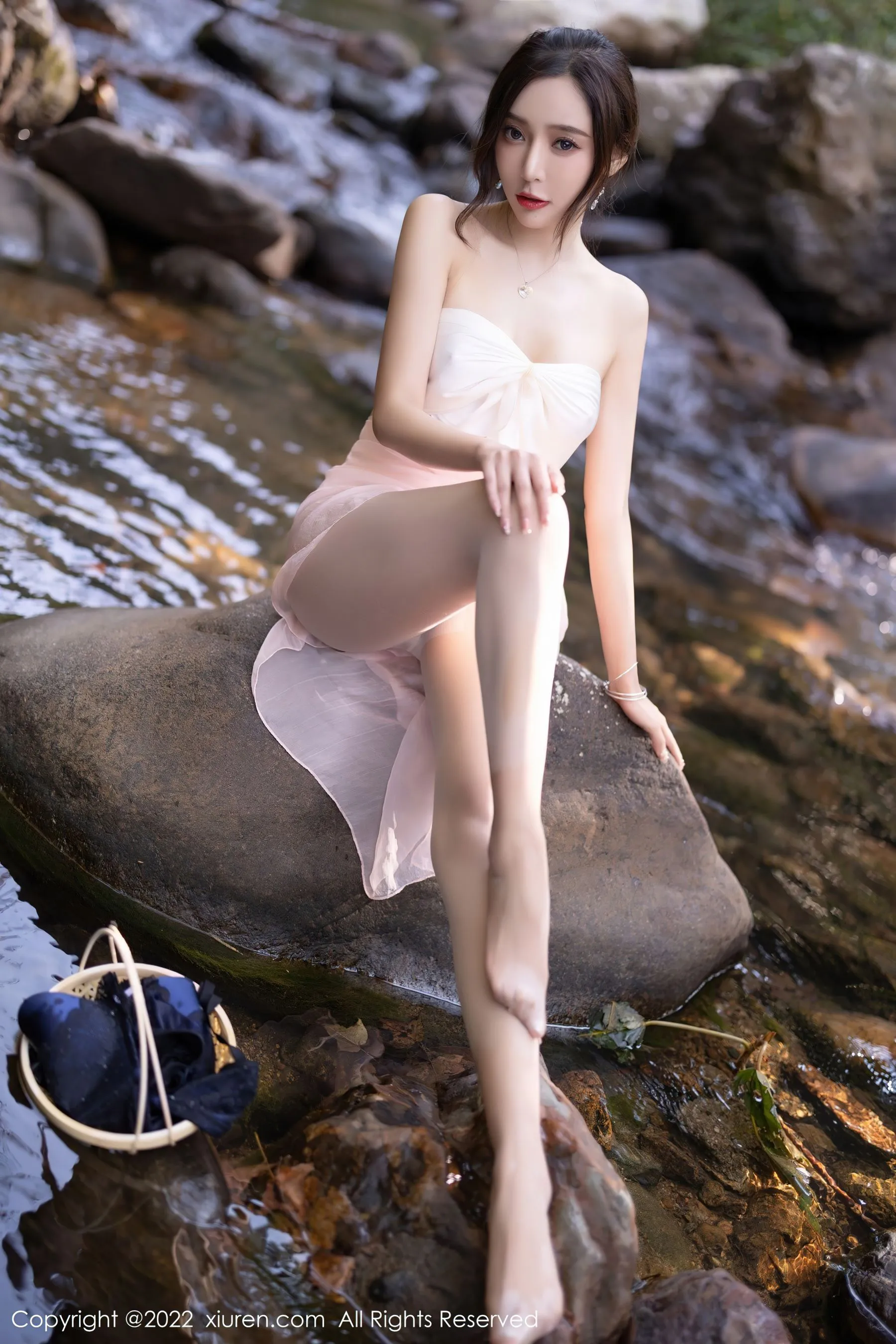 網紅活潑戶外寫真 – 雨季自信風格展現典藏 - 23