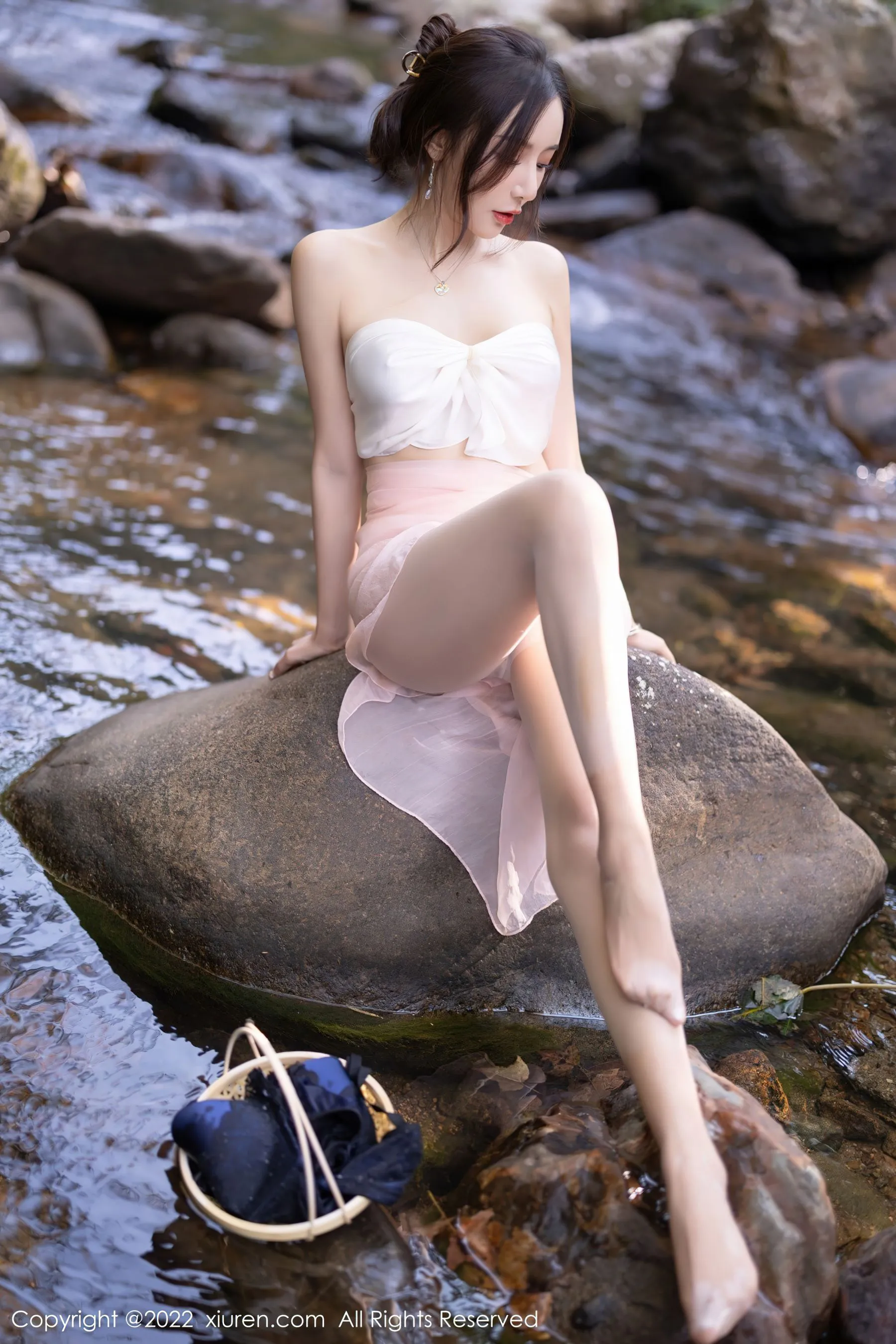網紅活潑戶外寫真 – 雨季自信風格展現典藏 - 26