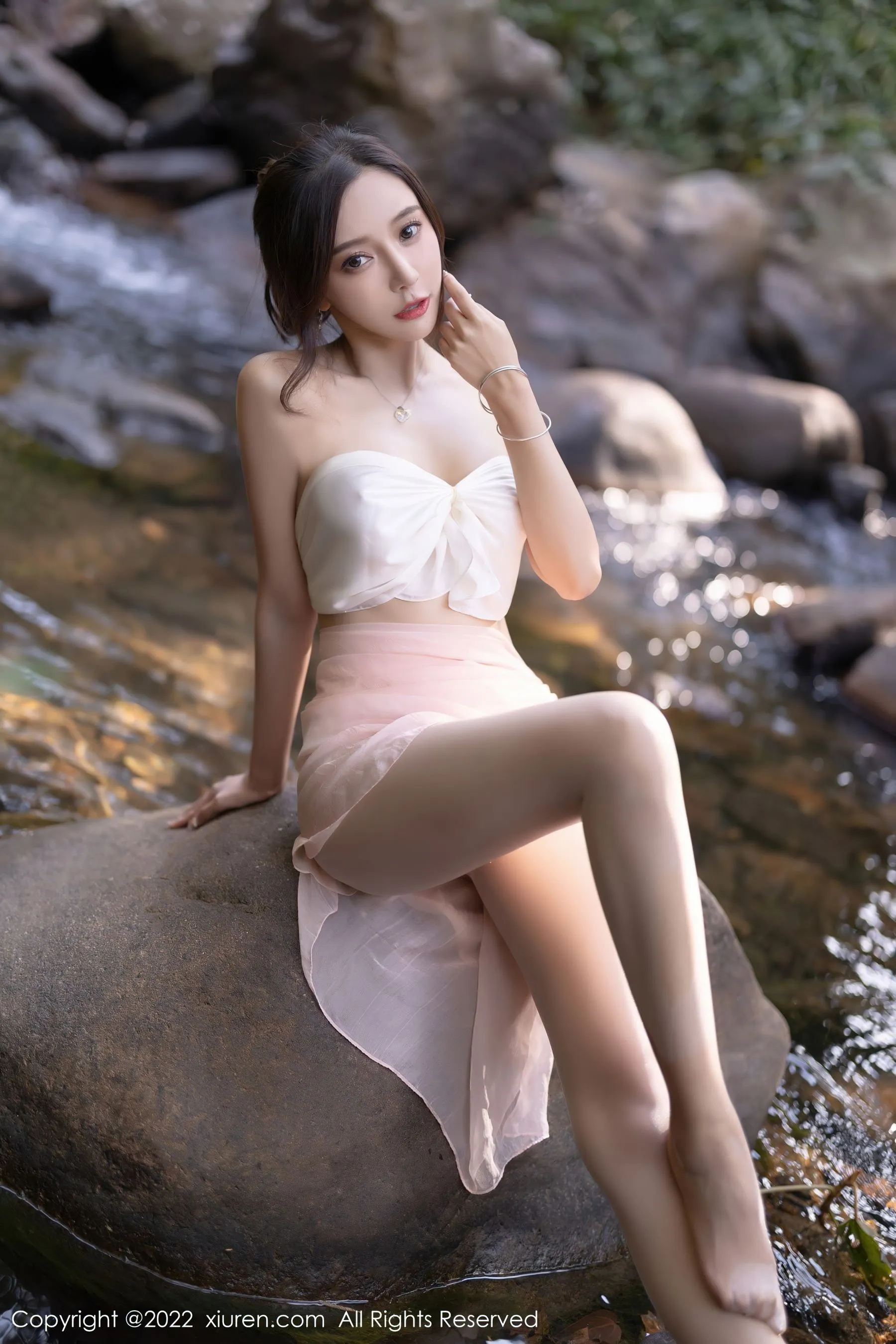 網紅活潑戶外寫真 – 雨季自信風格展現典藏 - 30