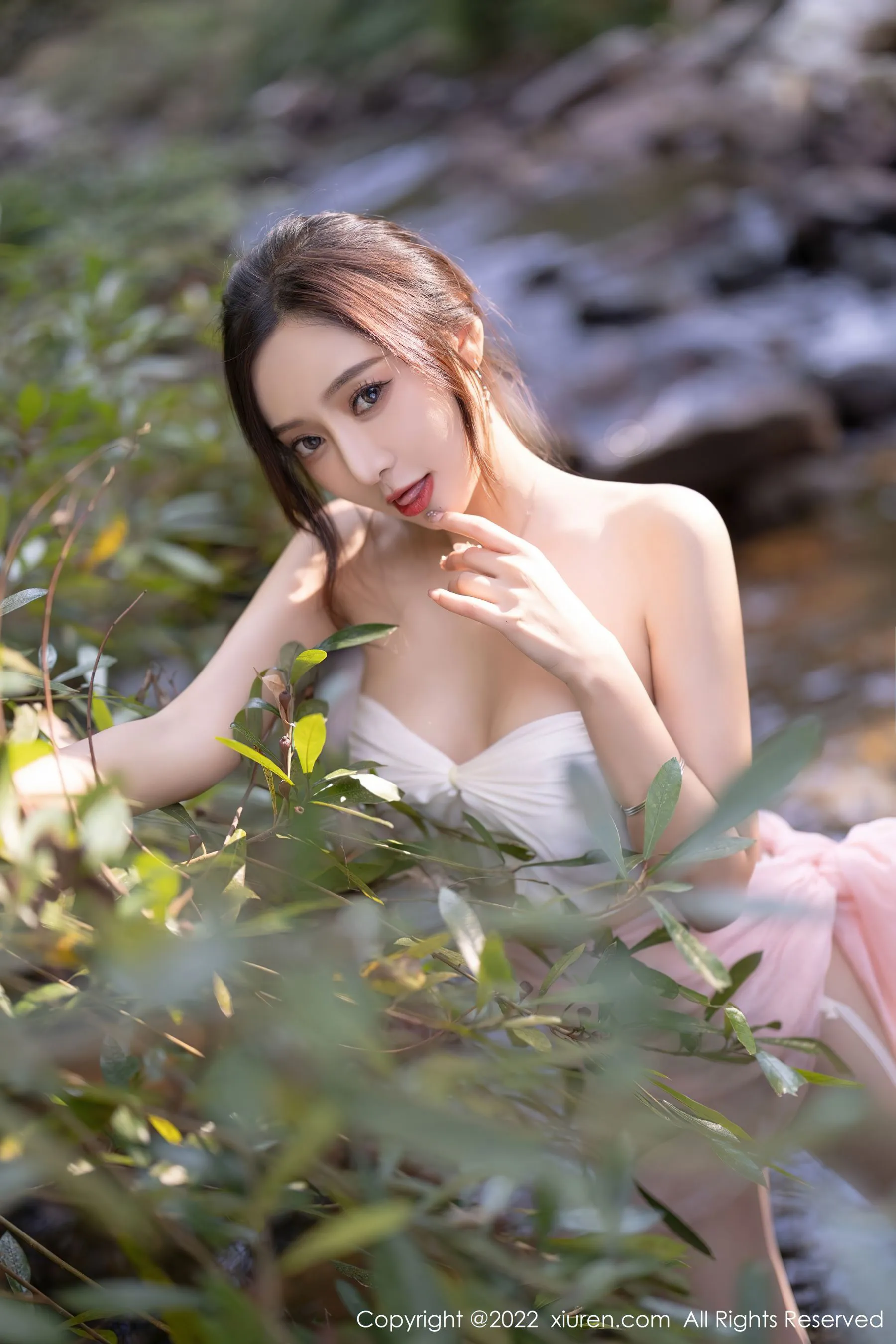 網紅活潑戶外寫真 – 雨季自信風格展現典藏 - 34