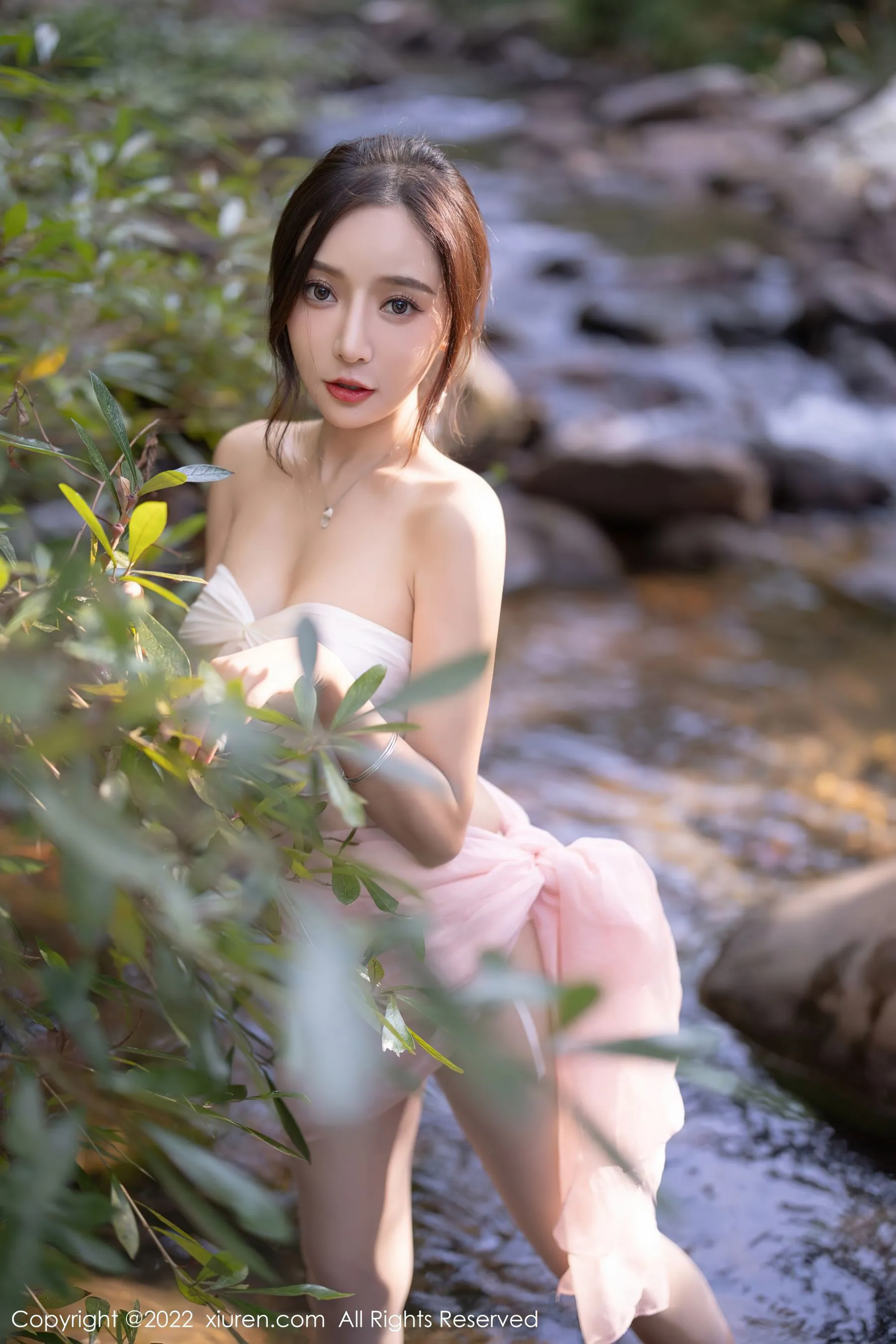 網紅活潑戶外寫真 – 雨季自信風格展現典藏 - 35