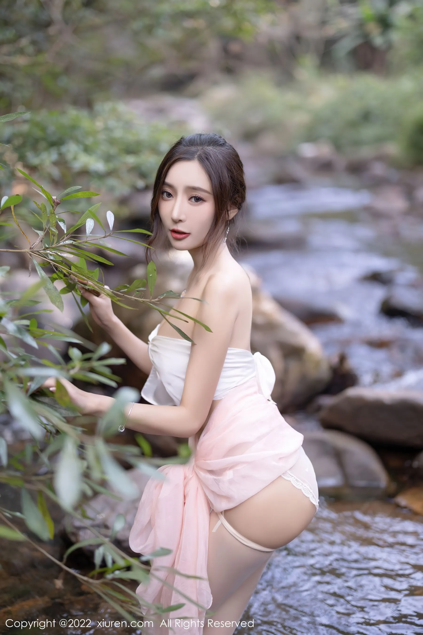 網紅活潑戶外寫真 – 雨季自信風格展現典藏 - 37
