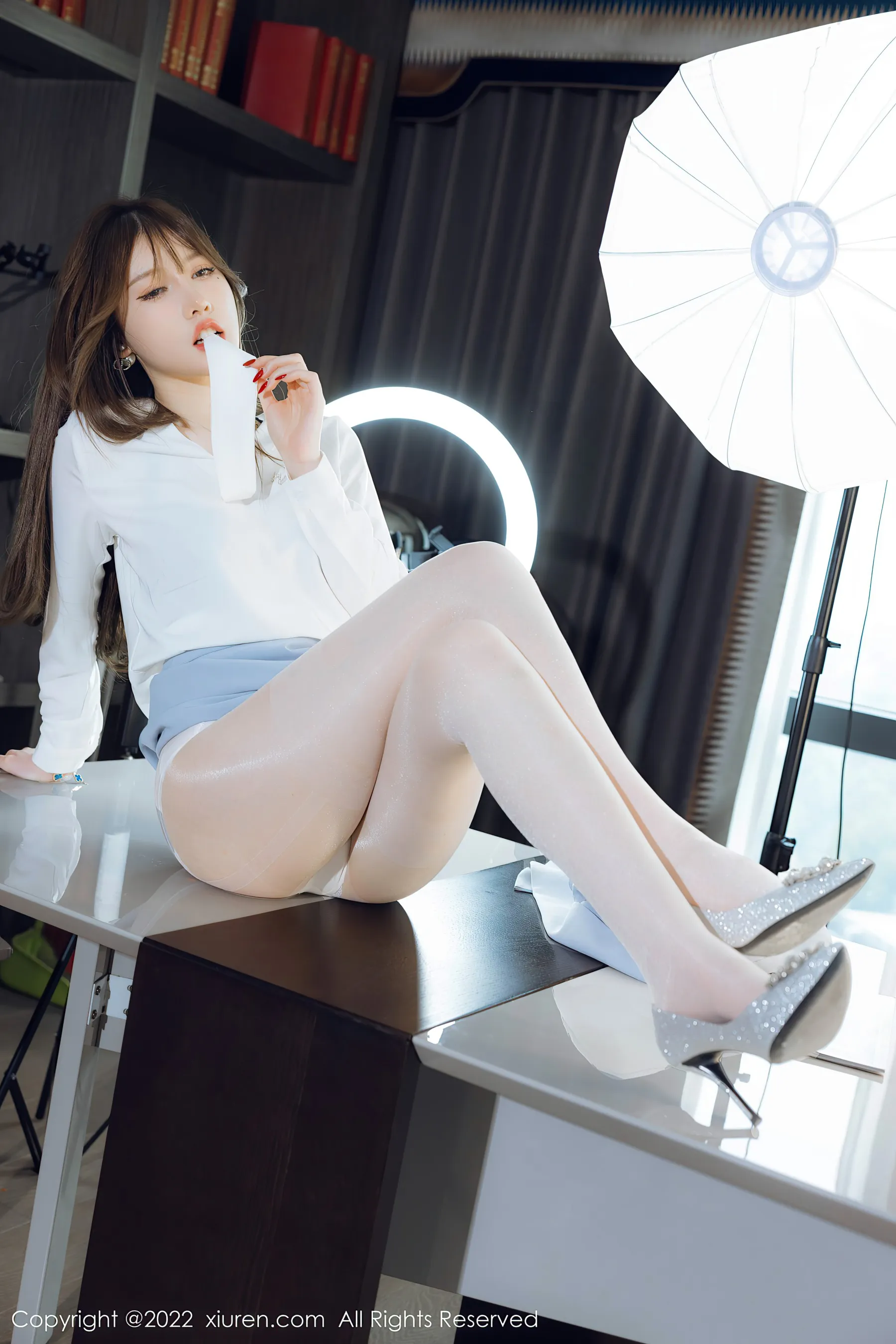 主播優雅自然光寫真 – 春季自信風格展現精選 - 60