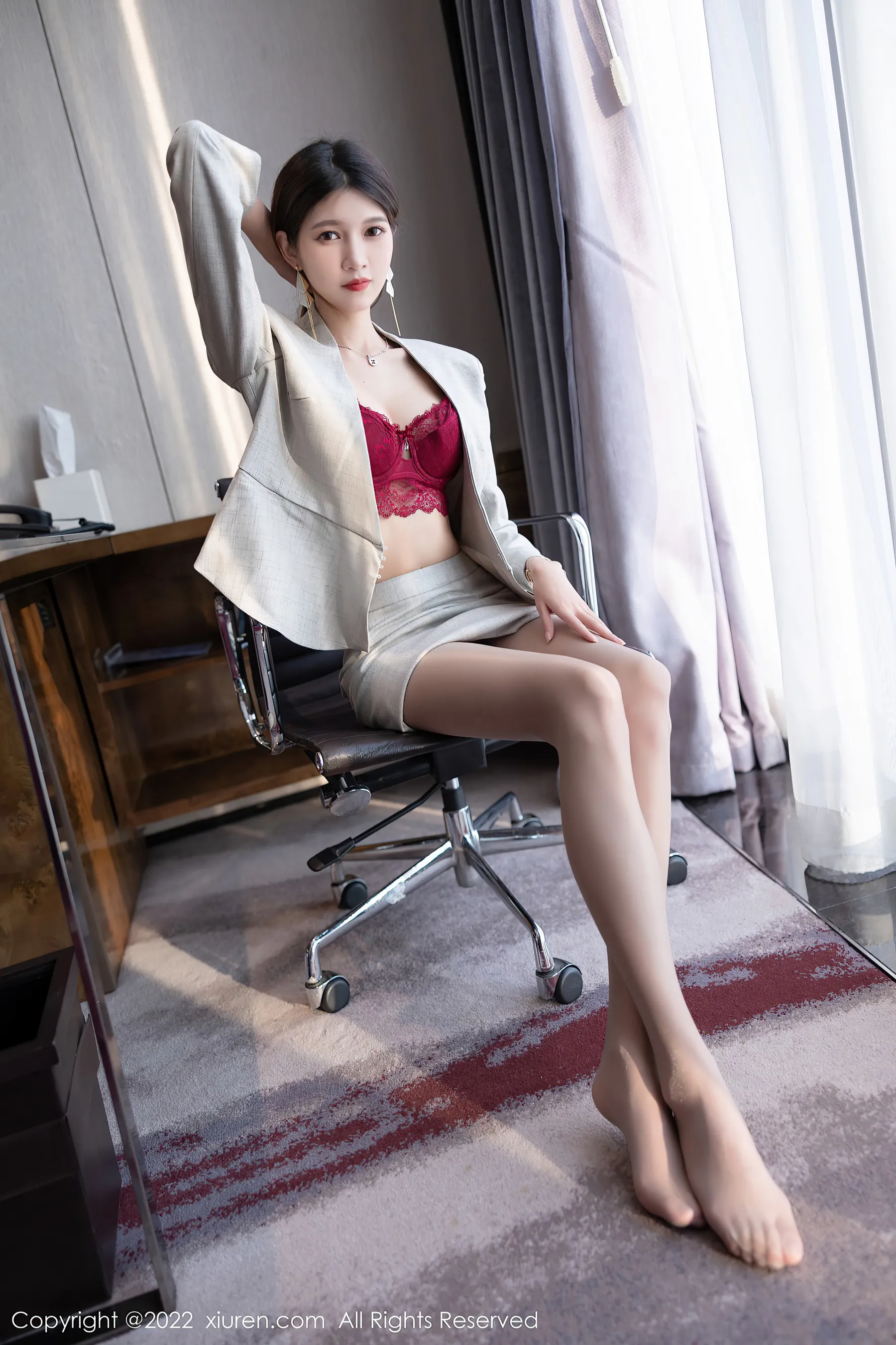 苗慄正午DJ美照 – 高貴魅力街拍實錄獨家 - 71