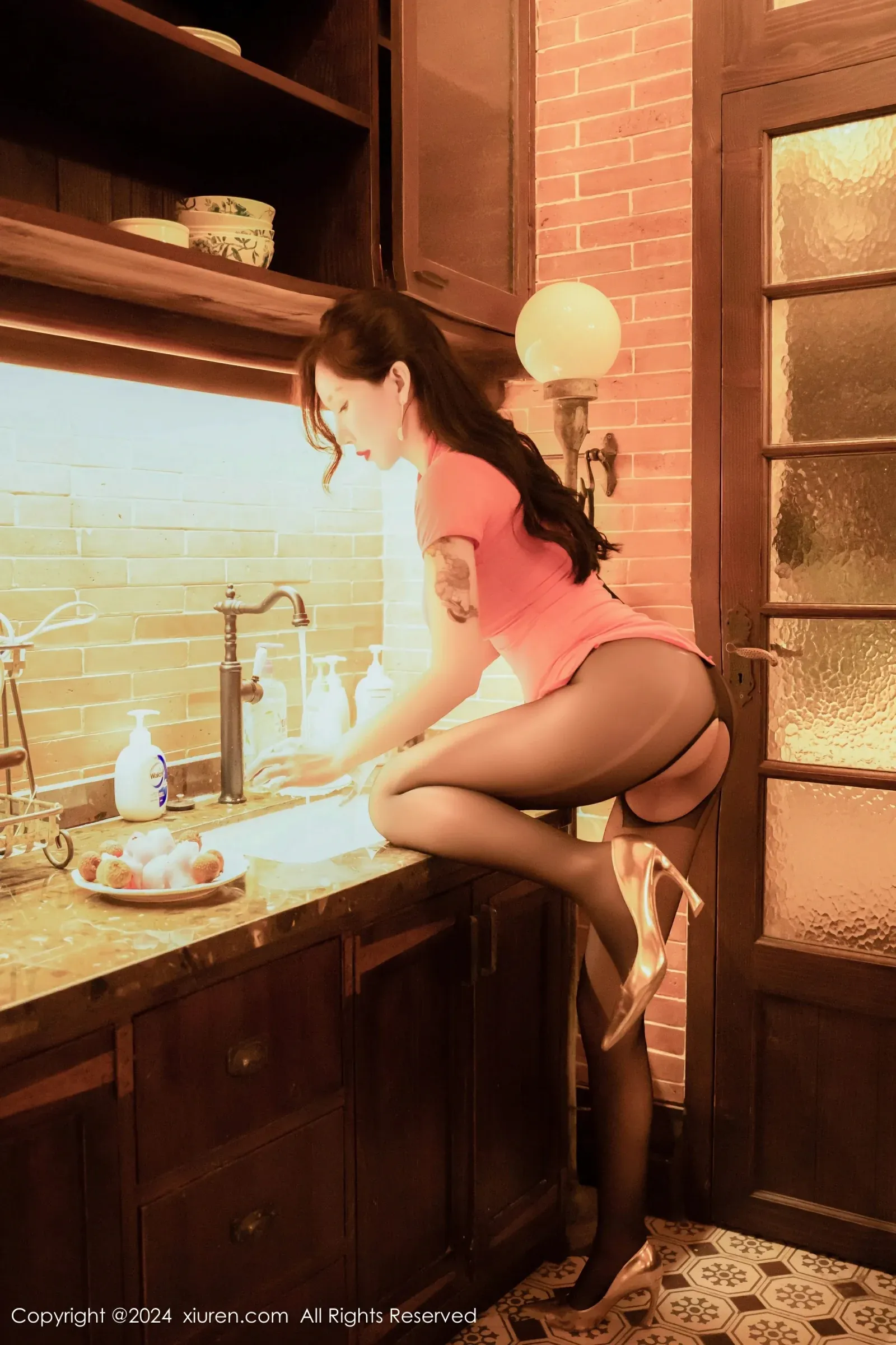 魅惑護士私藏美照 – 台中夜景黎明獨家呈現典藏 - 8