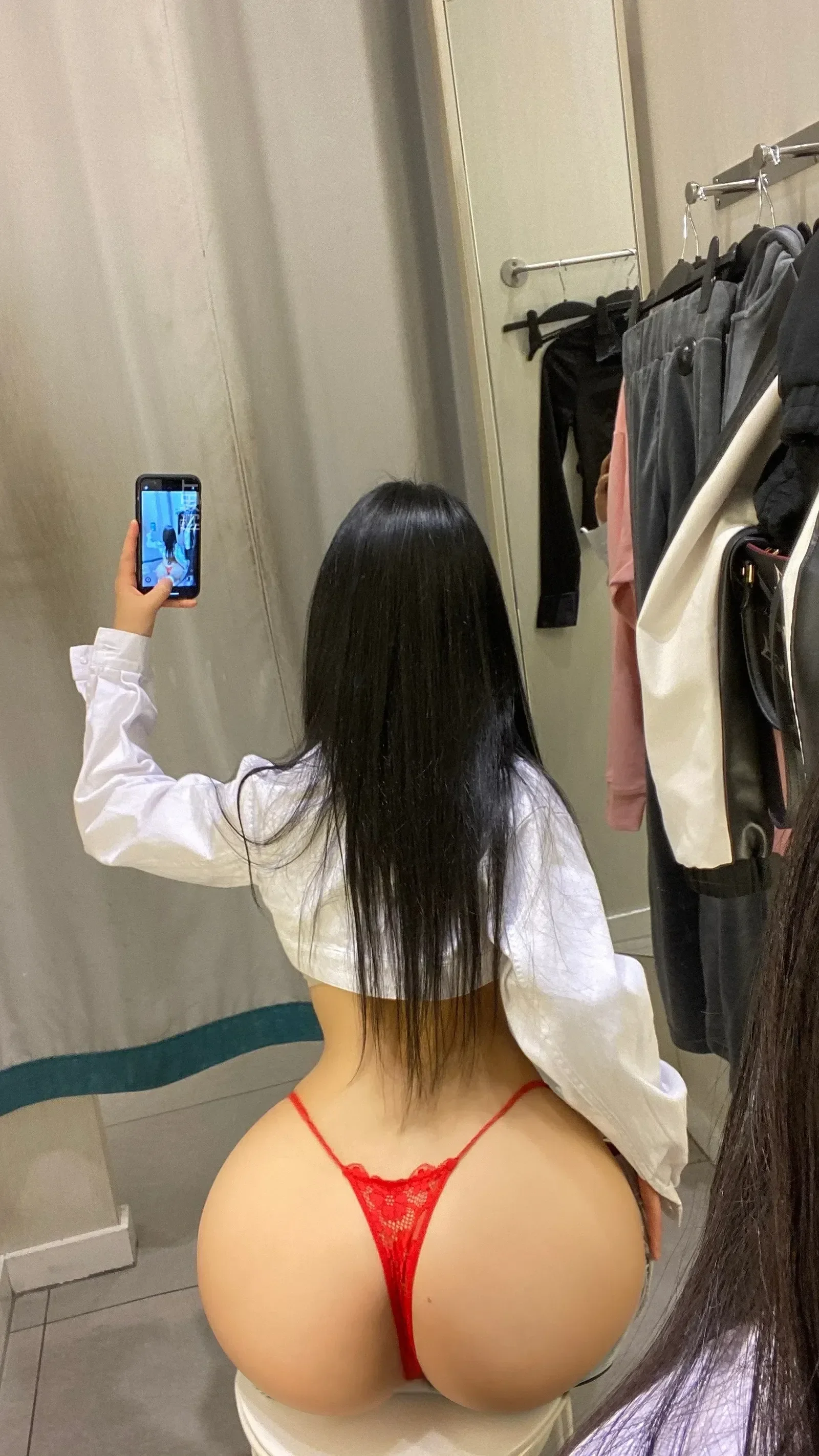 模特清純自然光寫真 – 秋季優雅風格展現精選 - 16