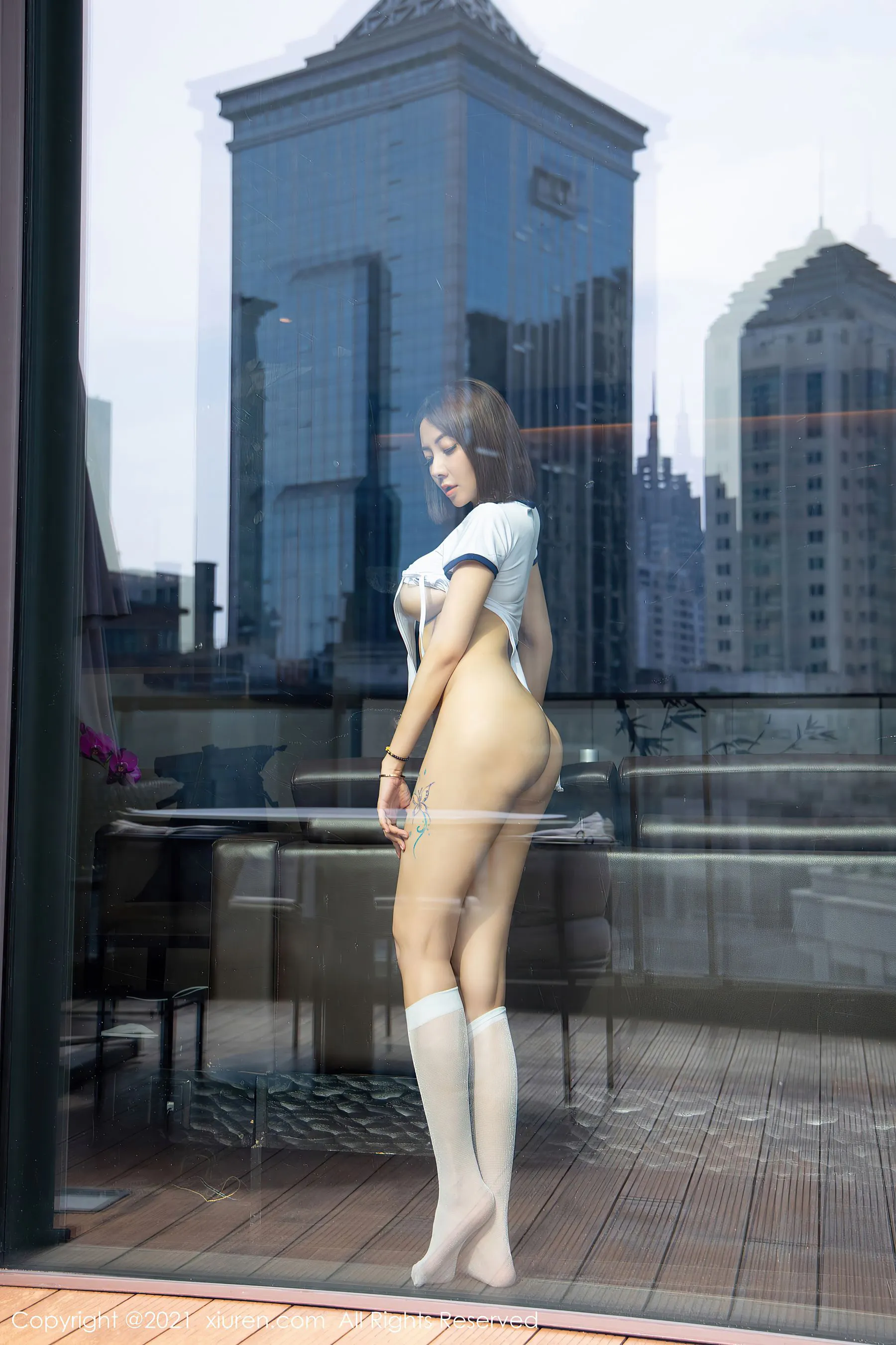 激情時刻車模室內寫真 – 秋楓甜美風採再現獨家 - 49