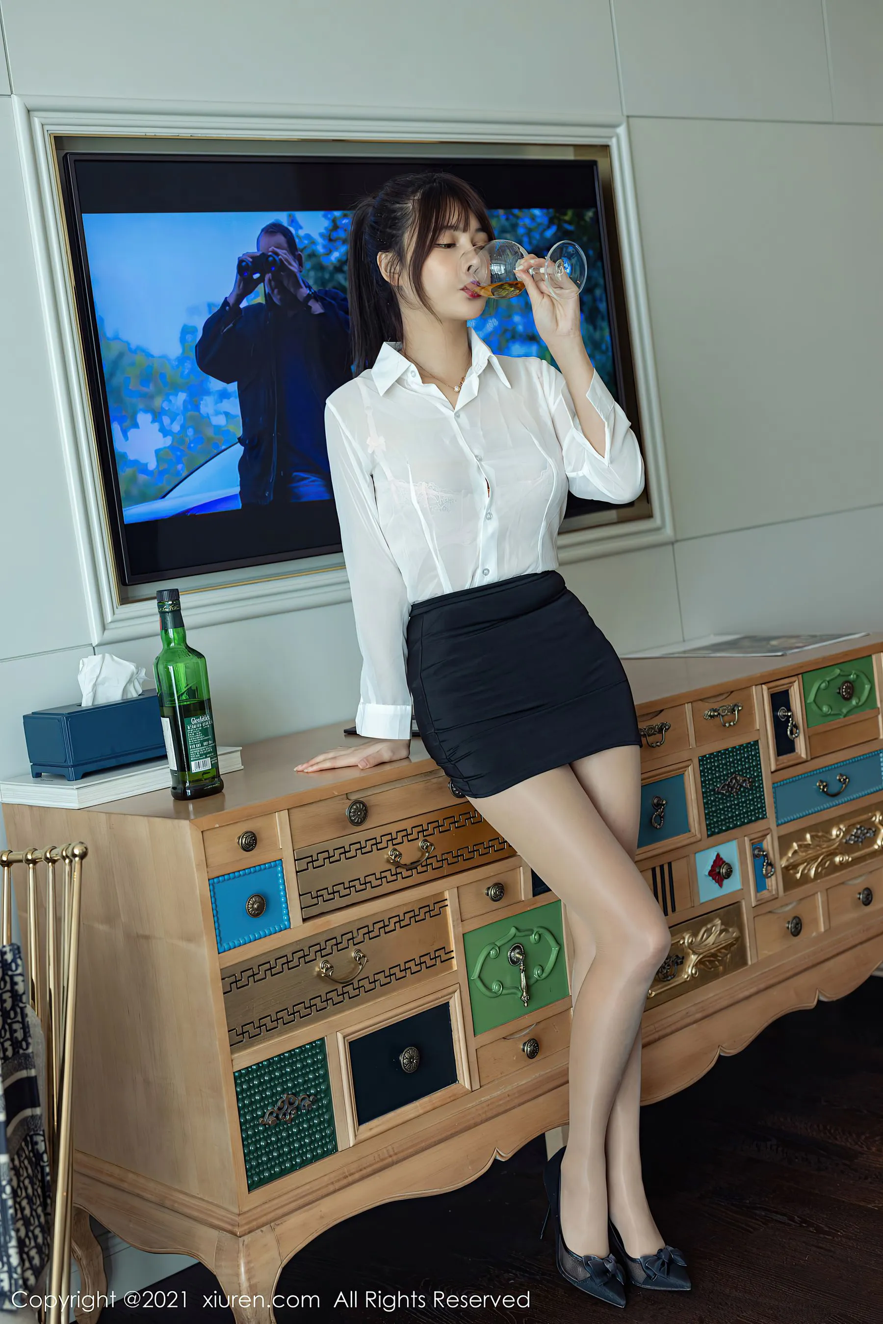 空姐優雅私房寫真 – 夏日溫柔風格展現限量 - 4