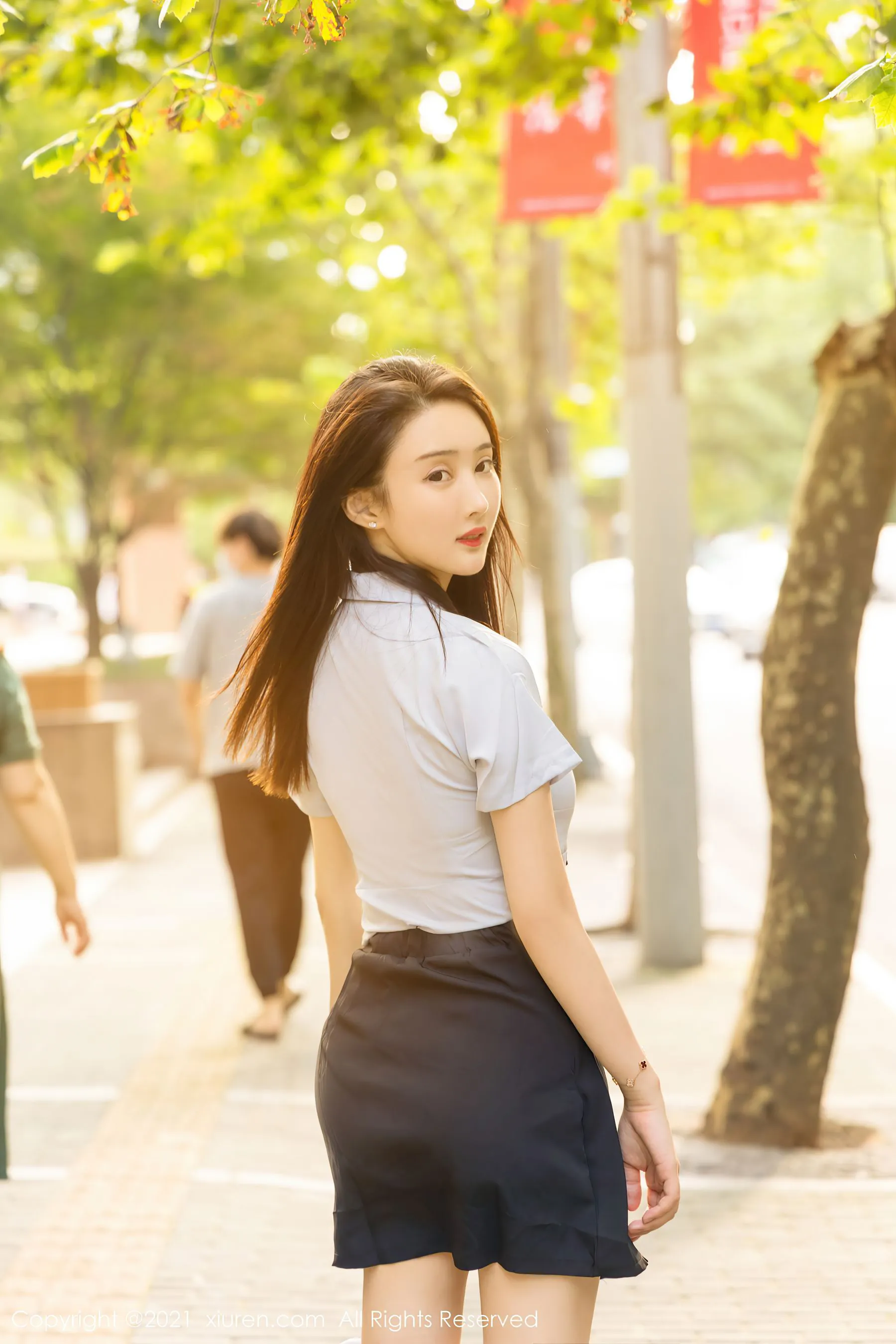 秋楓限定校花優雅寫真集 – 自然光優雅瞬間捕捉珍藏 - 41