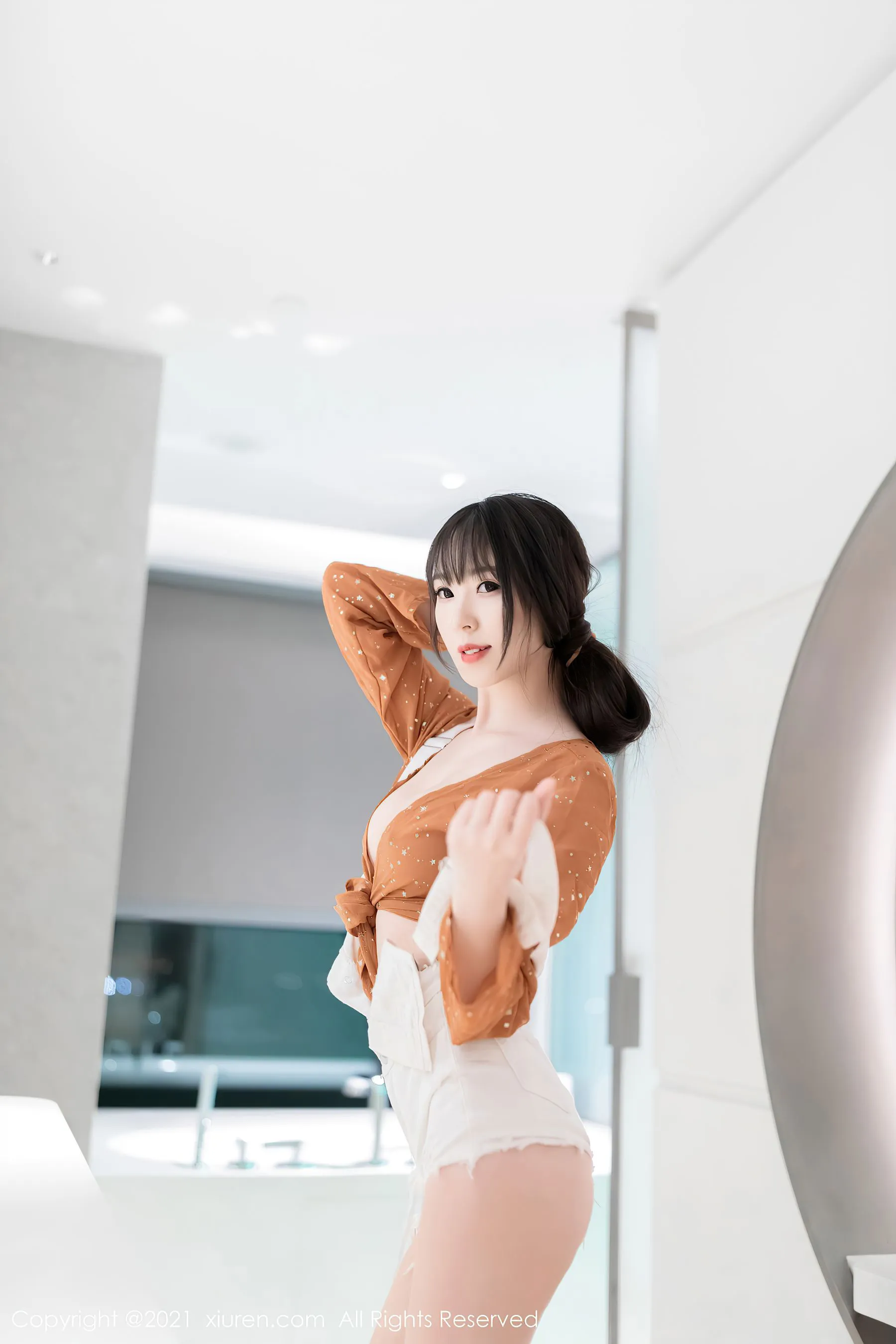 車模高貴戶外寫真 – 櫻花季奔放風格展現獨家 - 19
