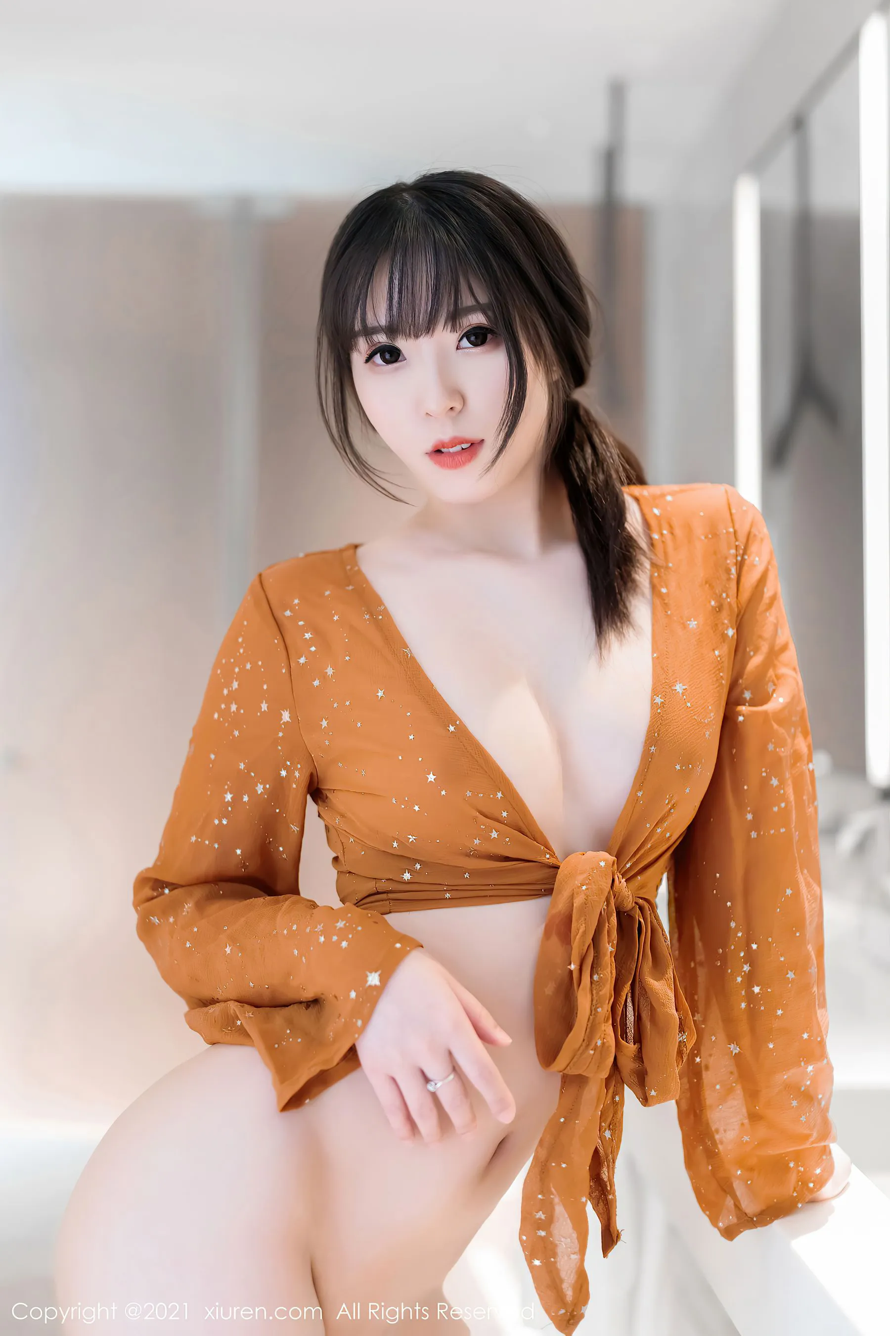 車模高貴戶外寫真 – 櫻花季奔放風格展現獨家 - 32