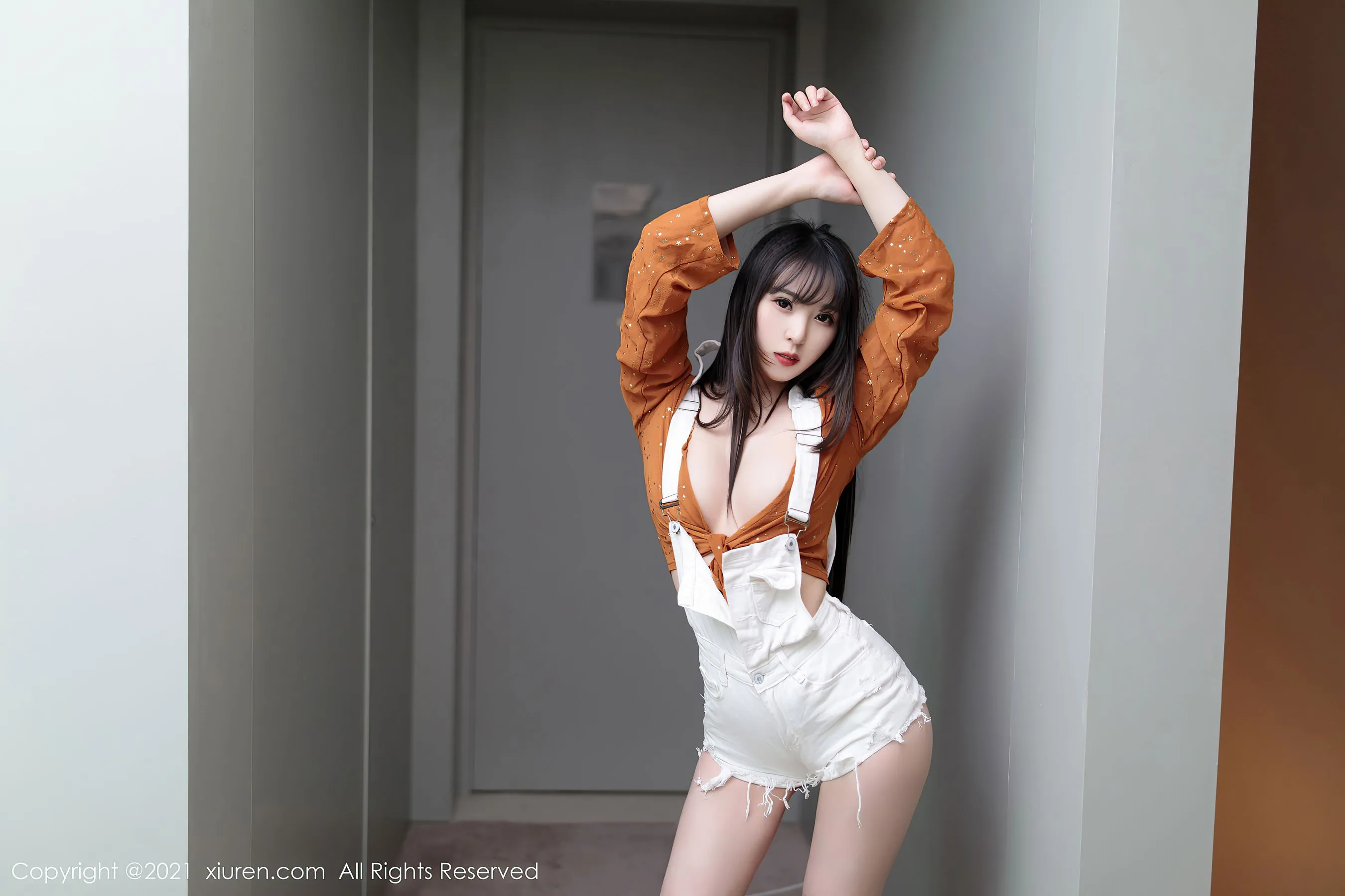 車模高貴戶外寫真 – 櫻花季奔放風格展現獨家 - 6