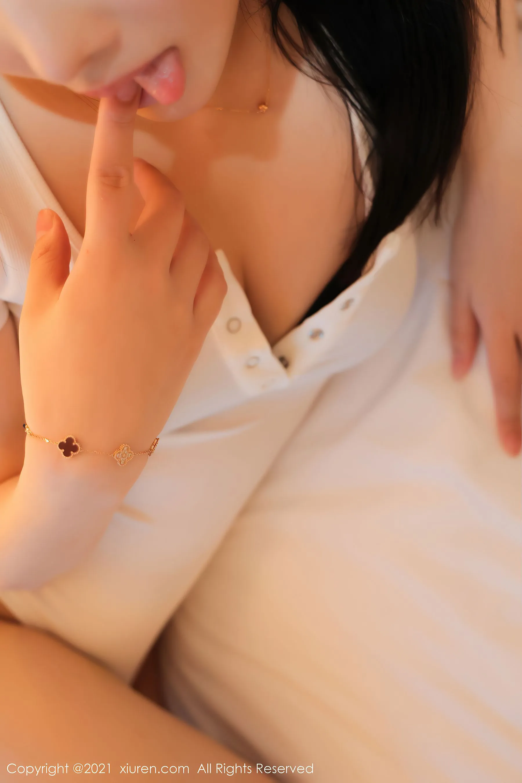 苗慄黎明主播美照 – 優雅魅力寫真館實錄珍藏 - 24