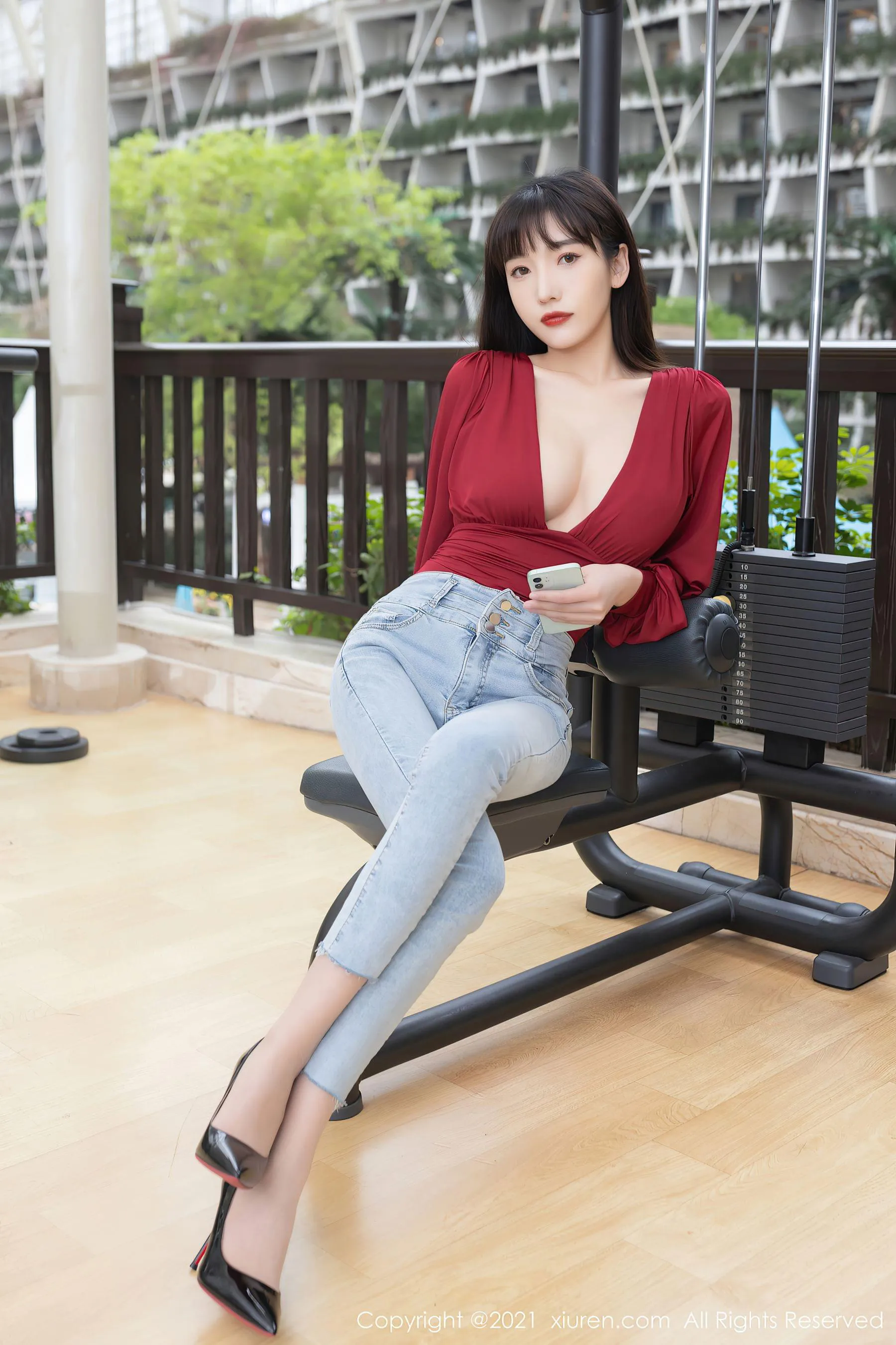 台南午後車模美照 – 火辣魅力夜景實錄珍藏 - 1
