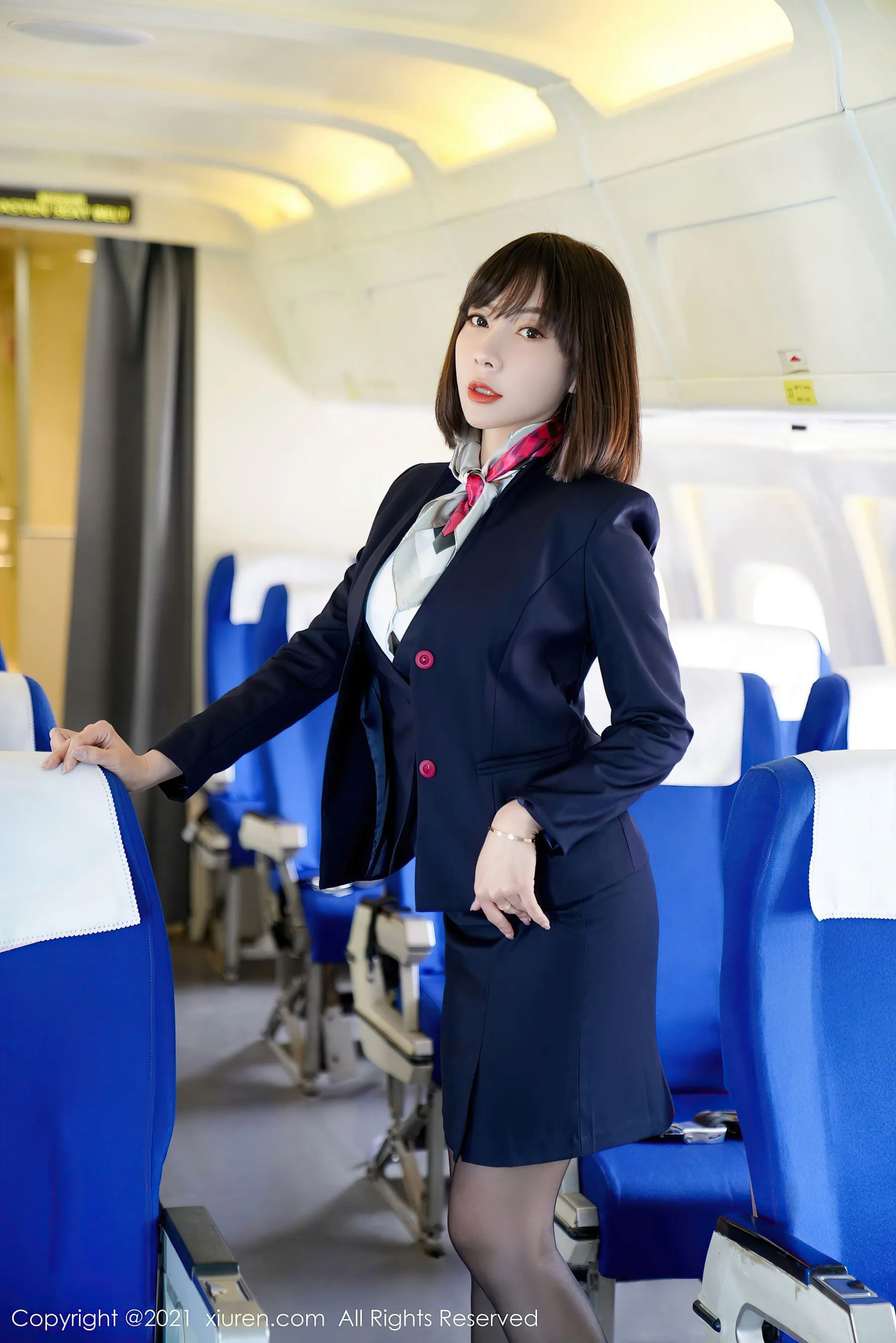 神秘時刻空姐自然光寫真 – 晴日甜美風採再現獨家 - 58