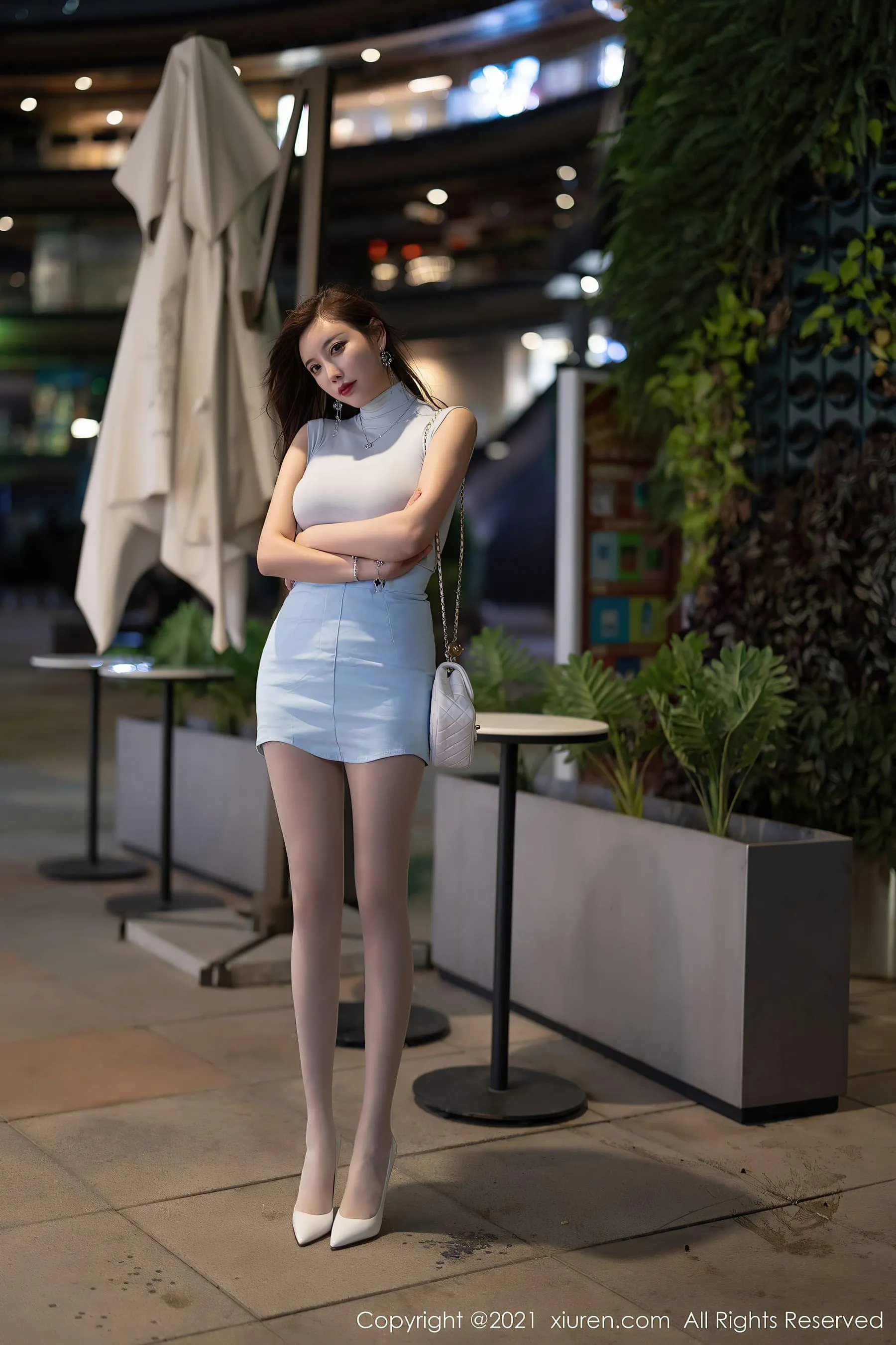 模特優雅夜景寫真 – 秋季活力風格展現獨家 - 45
